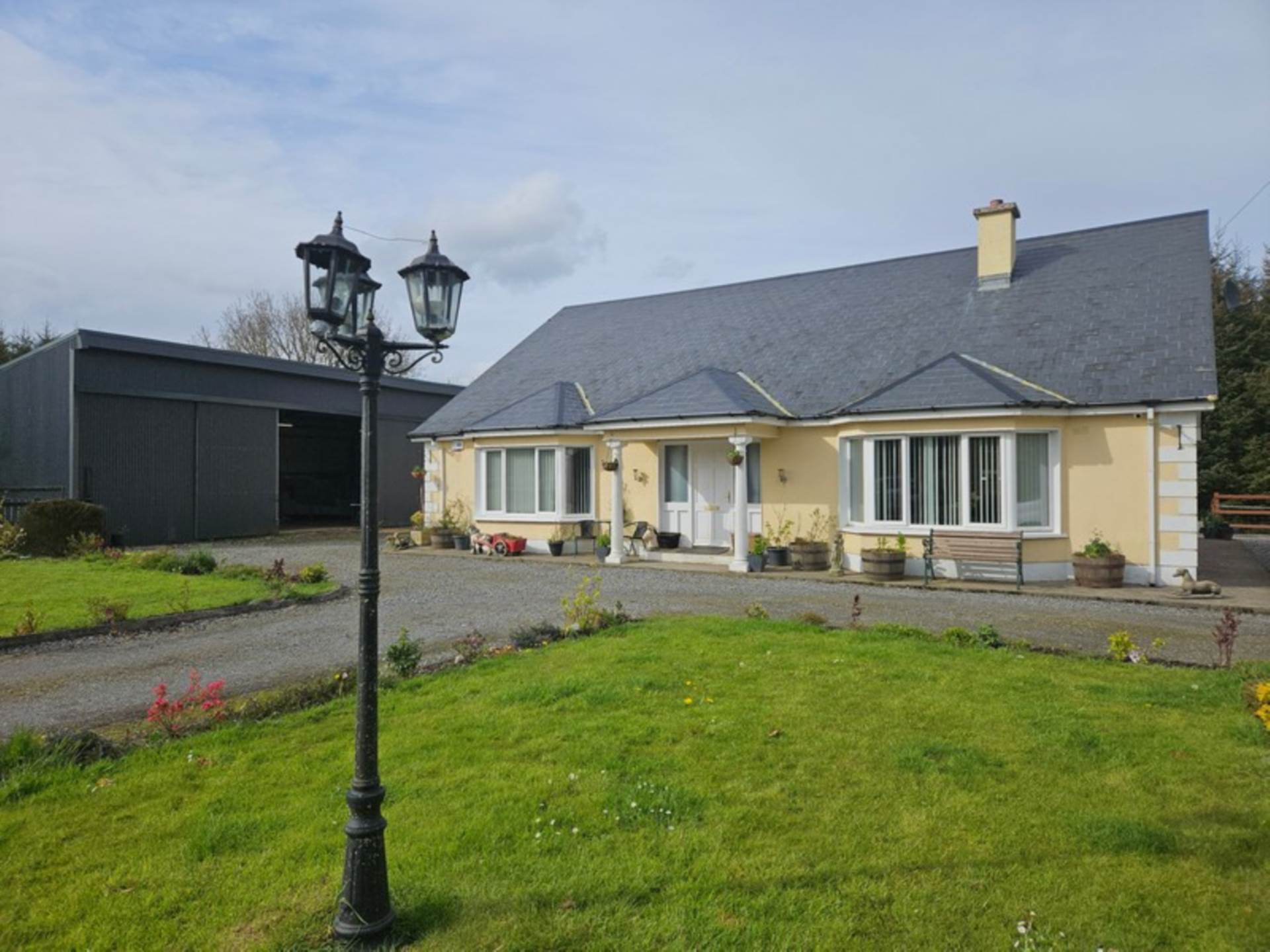 Bungalow on c. 3.73 Acres, Rusheen, Cloonelt, Castlerea, Co. Roscommon F45 RV08