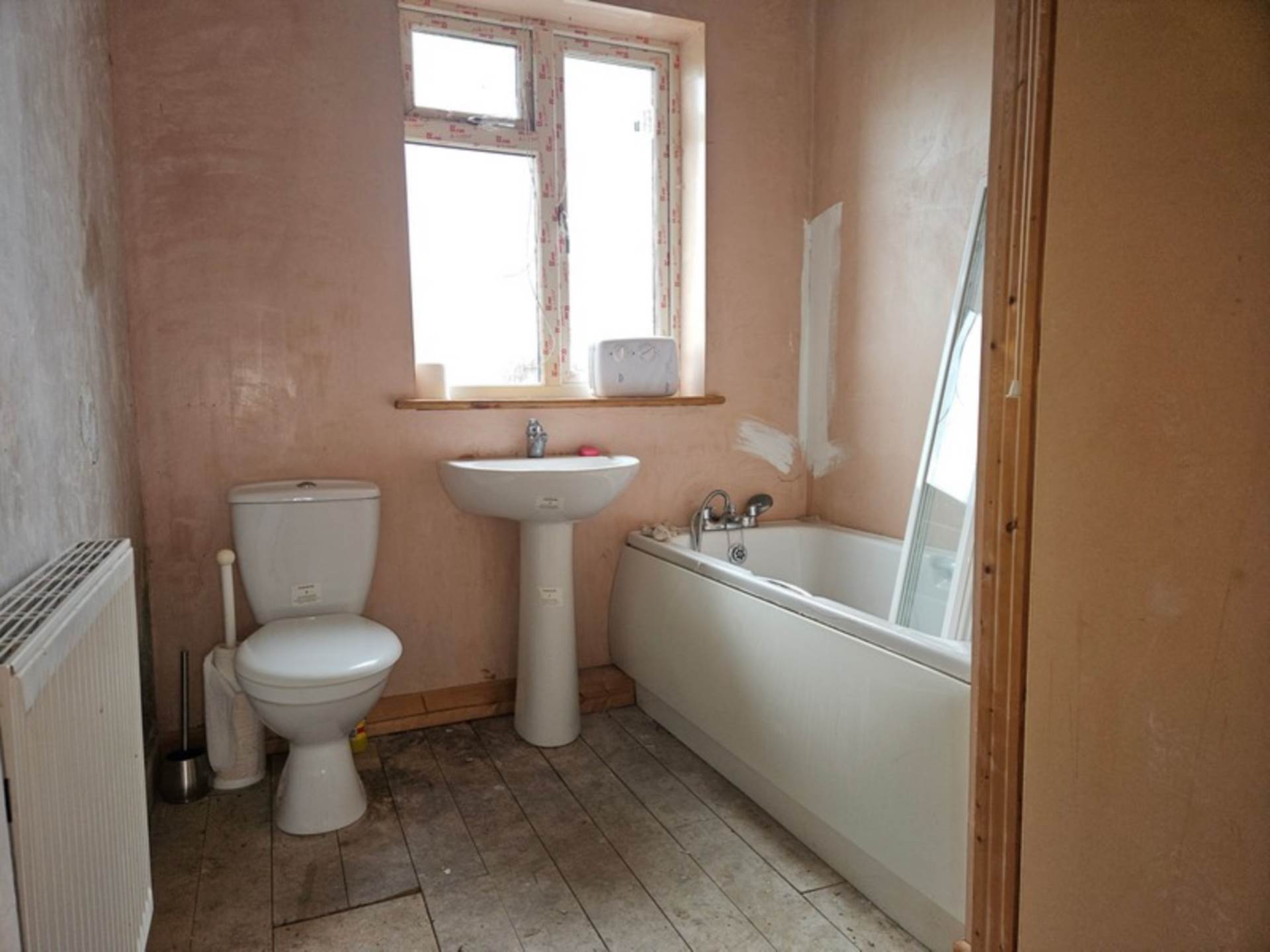 12 Slemish Road, Navan Road, Dublin 7  12 Slemish Road, Navan Road, Dublin 7