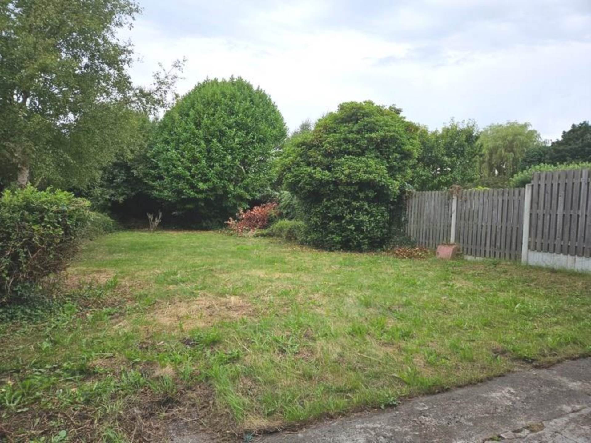 12 Slemish Road, Navan Road, Dublin 7  12 Slemish Road, Navan Road, Dublin 7
