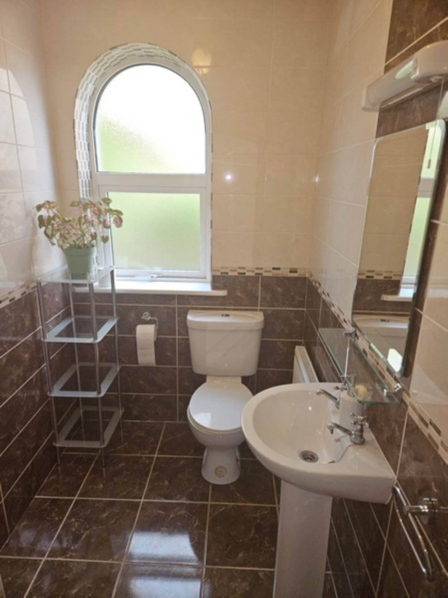 10 Castlelawn, Glinsk, Castlerea, Co. Galway F45 Y367  10 Castlelawn, Glinsk, Castlerea, Co. Galway F45 Y367