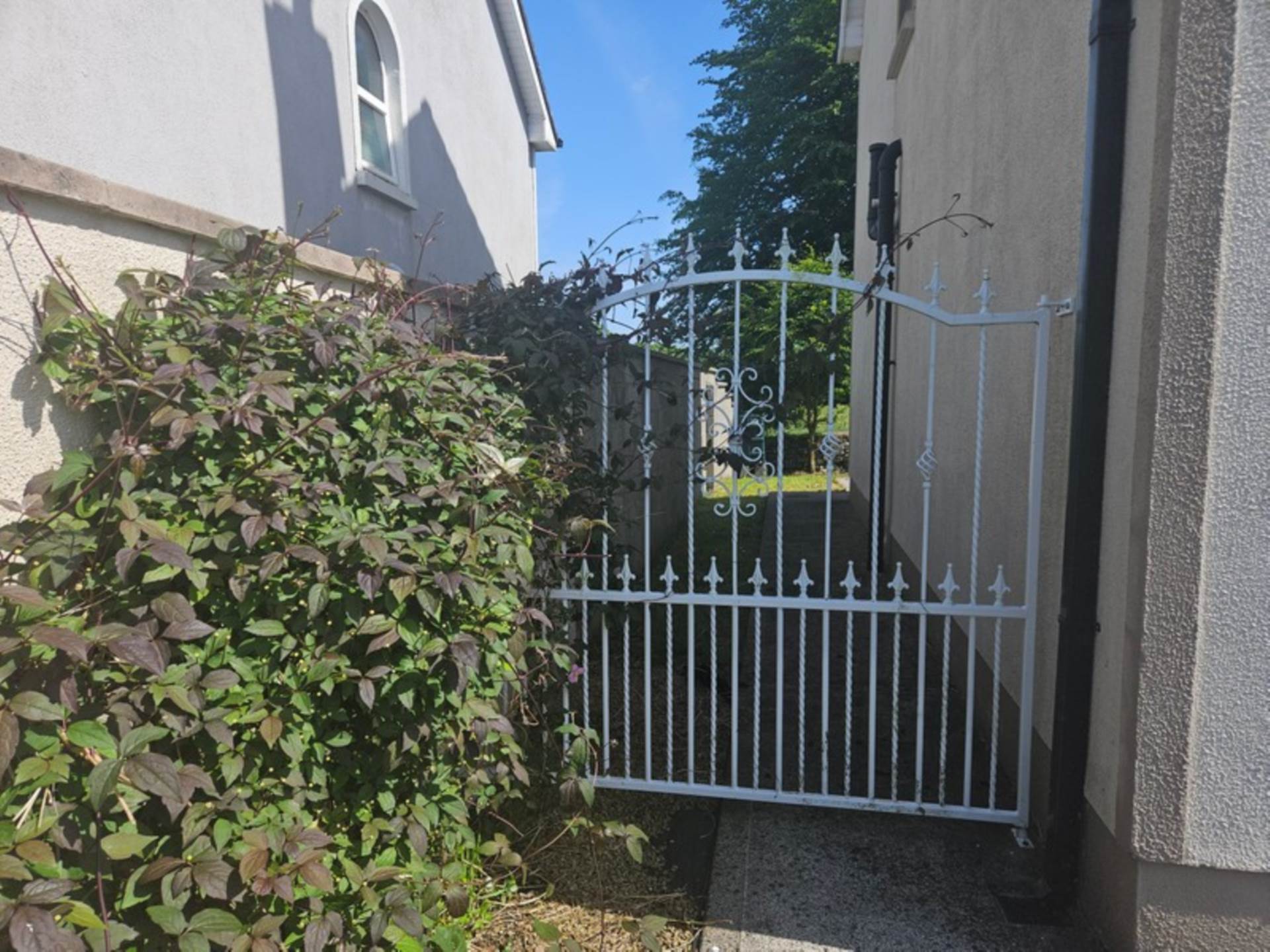 10 Castlelawn, Glinsk, Castlerea, Co. Galway F45 Y367  10 Castlelawn, Glinsk, Castlerea, Co. Galway F45 Y367