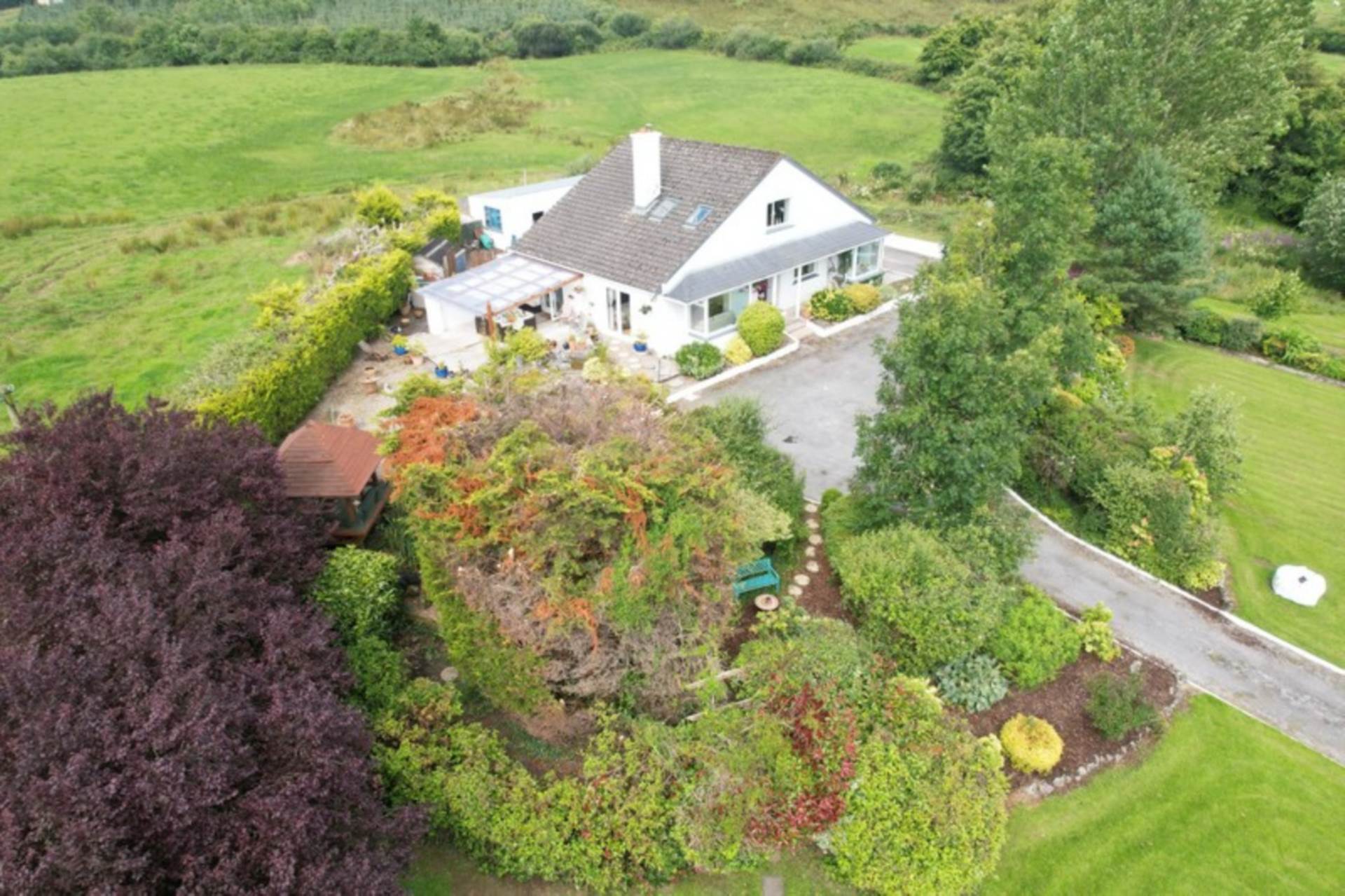 Burkedale House, Carhue, Ennistymon, Co. Clare V95 H9H9