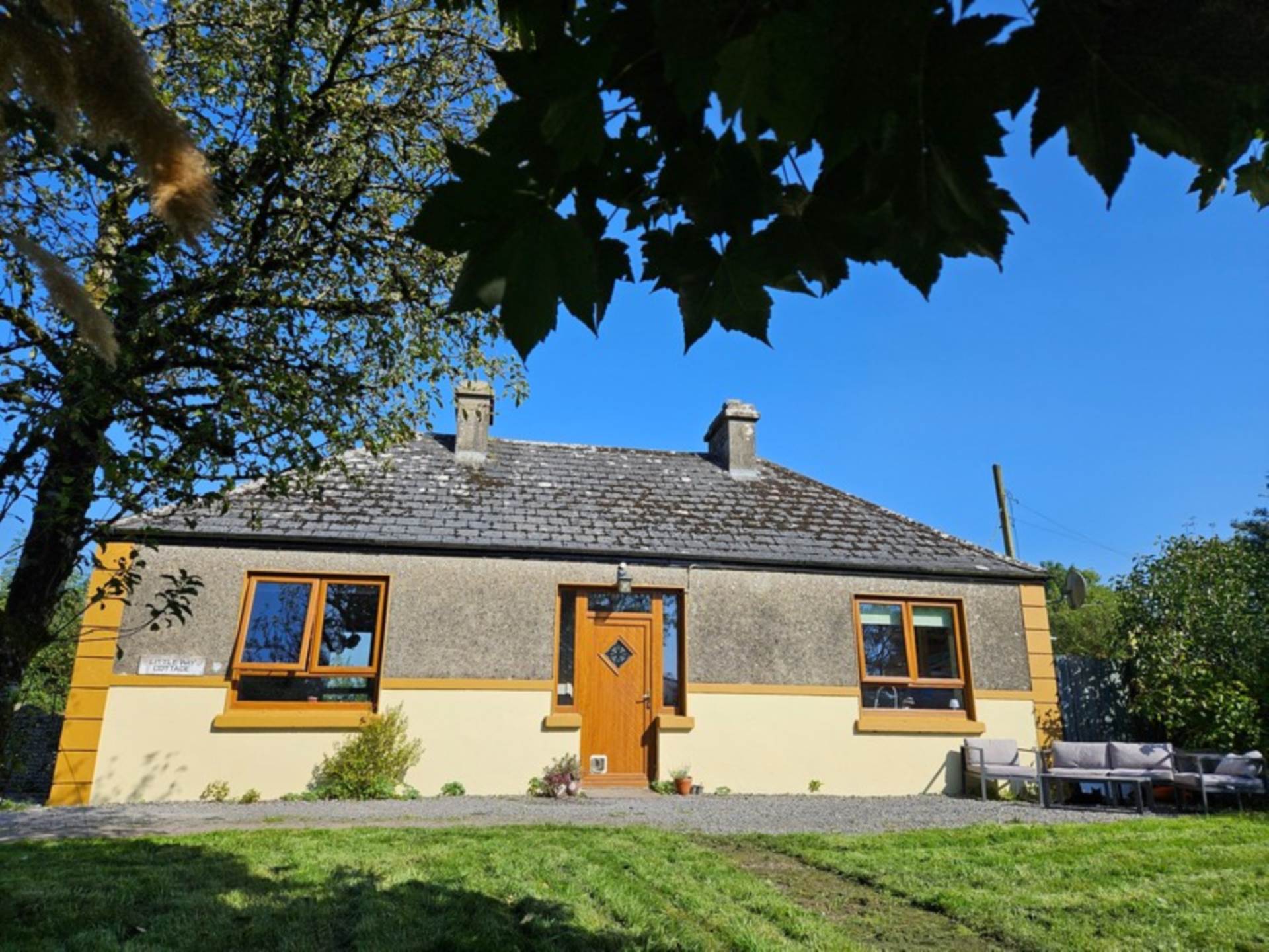 Little Way Cottage, Taghnoose, Carrowbehy, Castlerea, Co. Roscommon F45 NT22