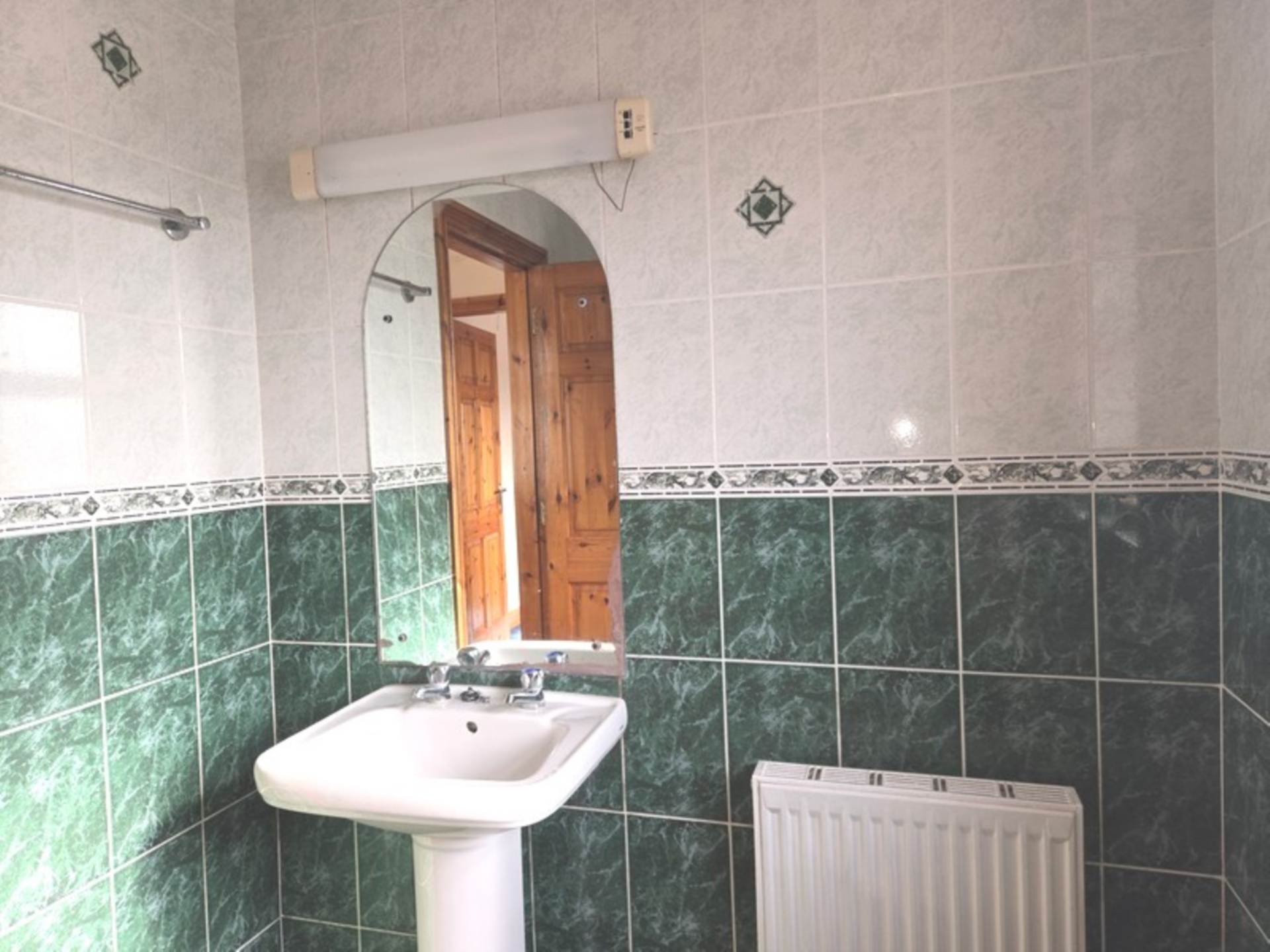 🏡 No. 1 Kilkerrin Road, Glenamaddy, Co. Galway. F45 R920