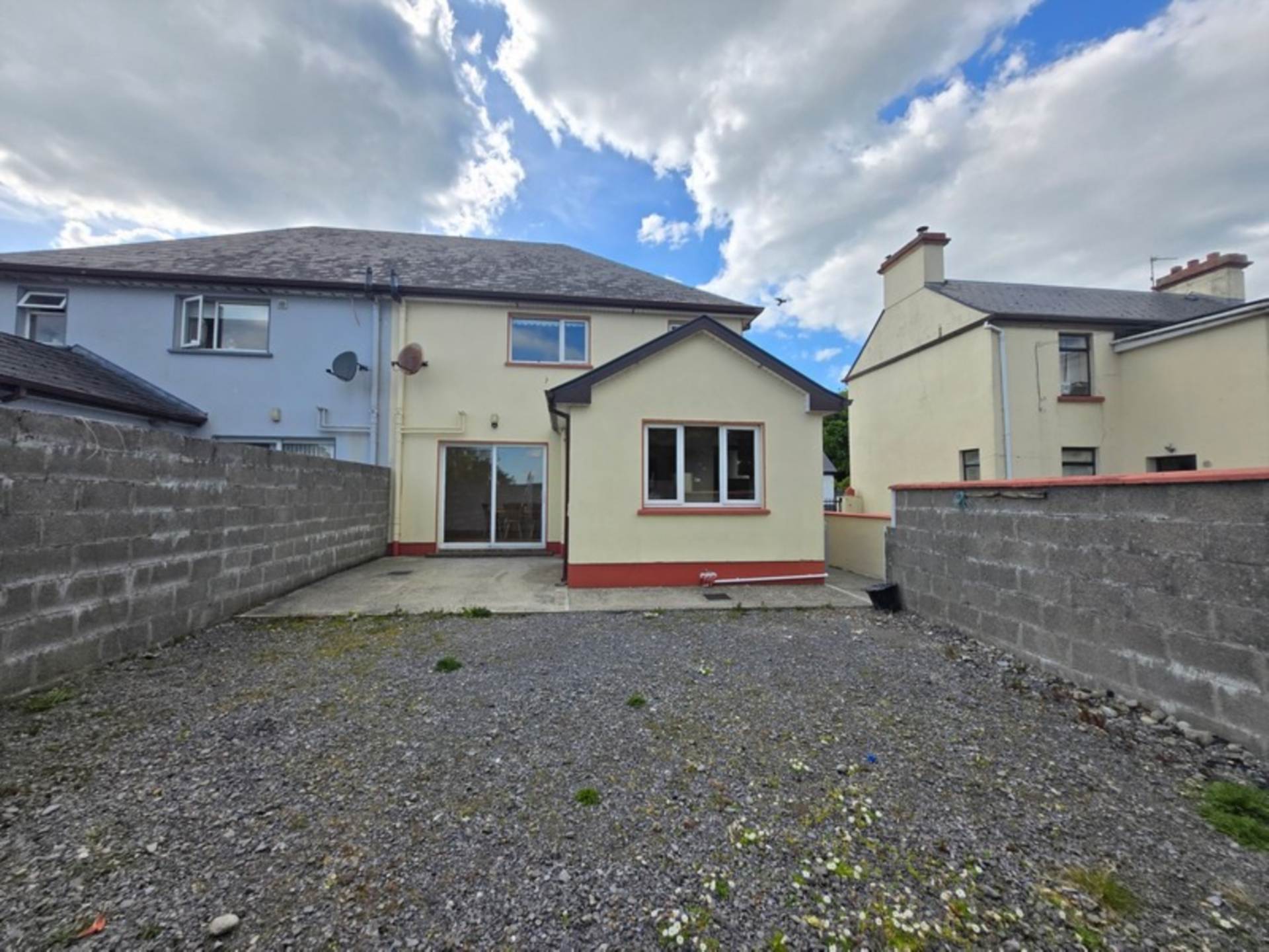 🏡 No. 1 Kilkerrin Road, Glenamaddy, Co. Galway. F45 R920