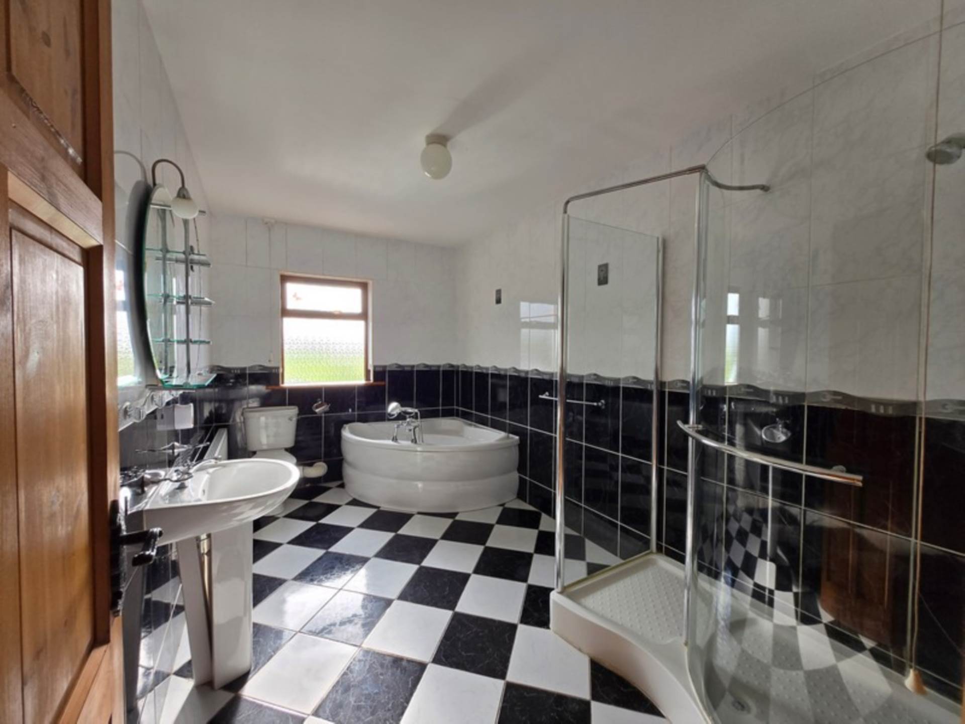 An Teach Mor, Stonetown, Williamstown, Co. Galway F45 KD35