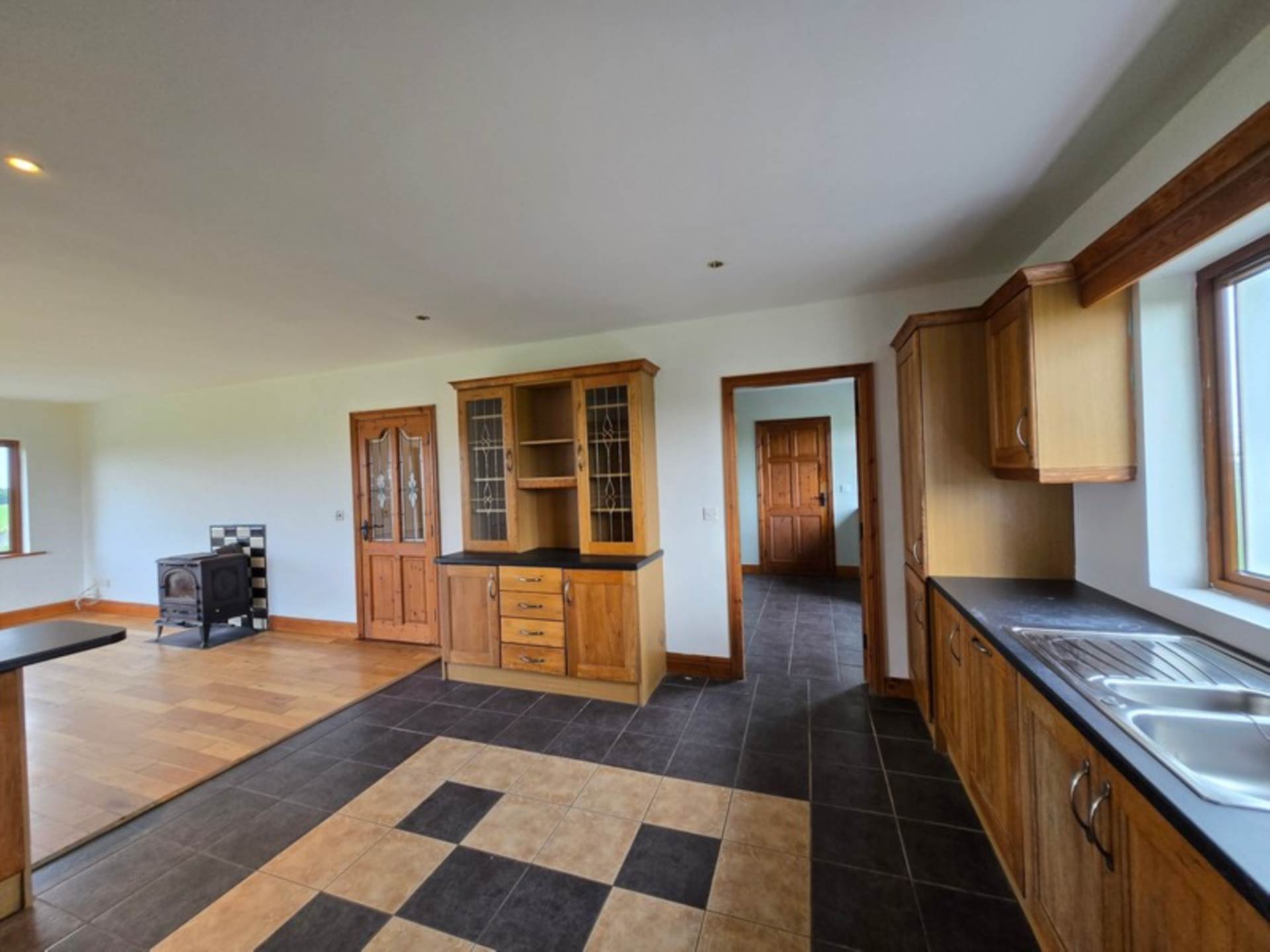 An Teach Mor, Stonetown, Williamstown, Co. Galway F45 KD35