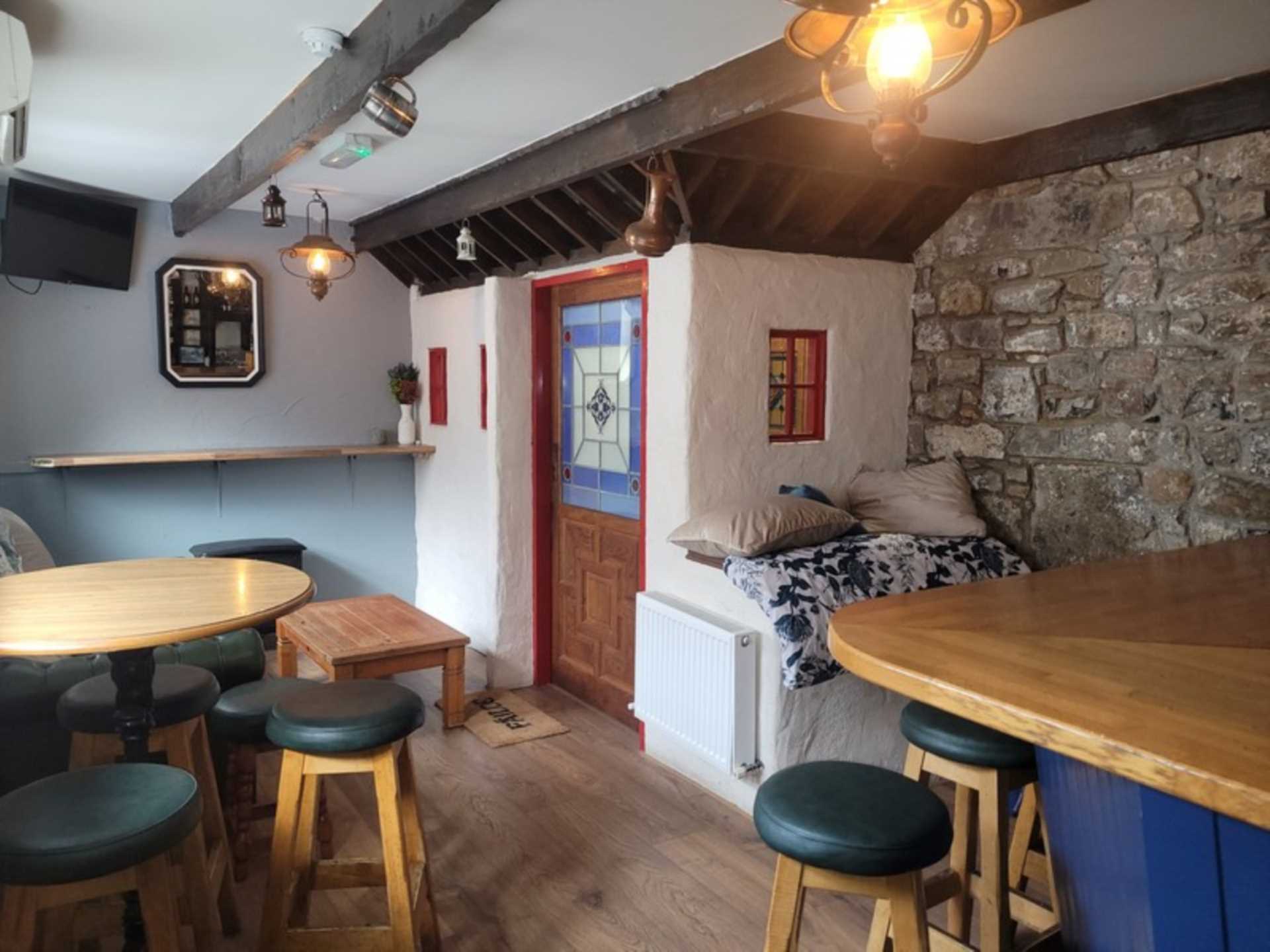 Gannon`s Bar, Creggs, Co. Galway F42 K802