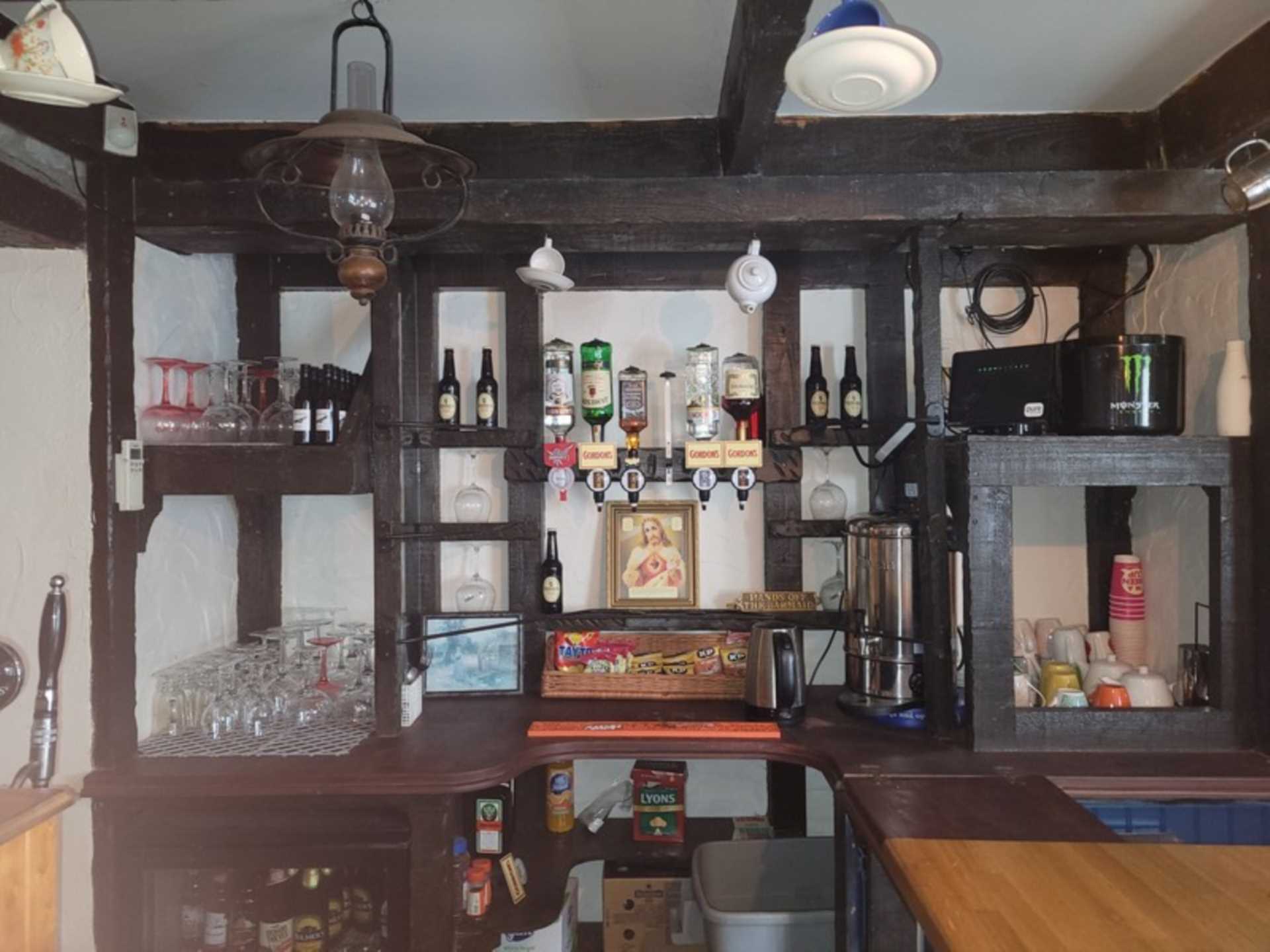 Gannon`s Bar, Creggs, Co. Galway F42 K802