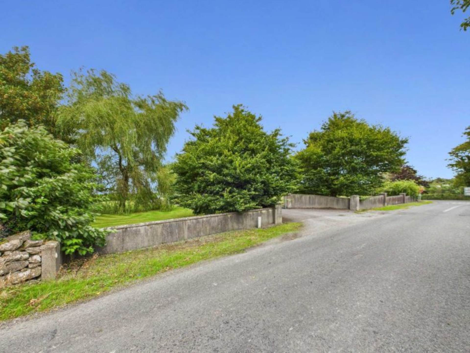 Clon Willow, Ballyedmond, Clonberne, Co. Galway H53 RV06