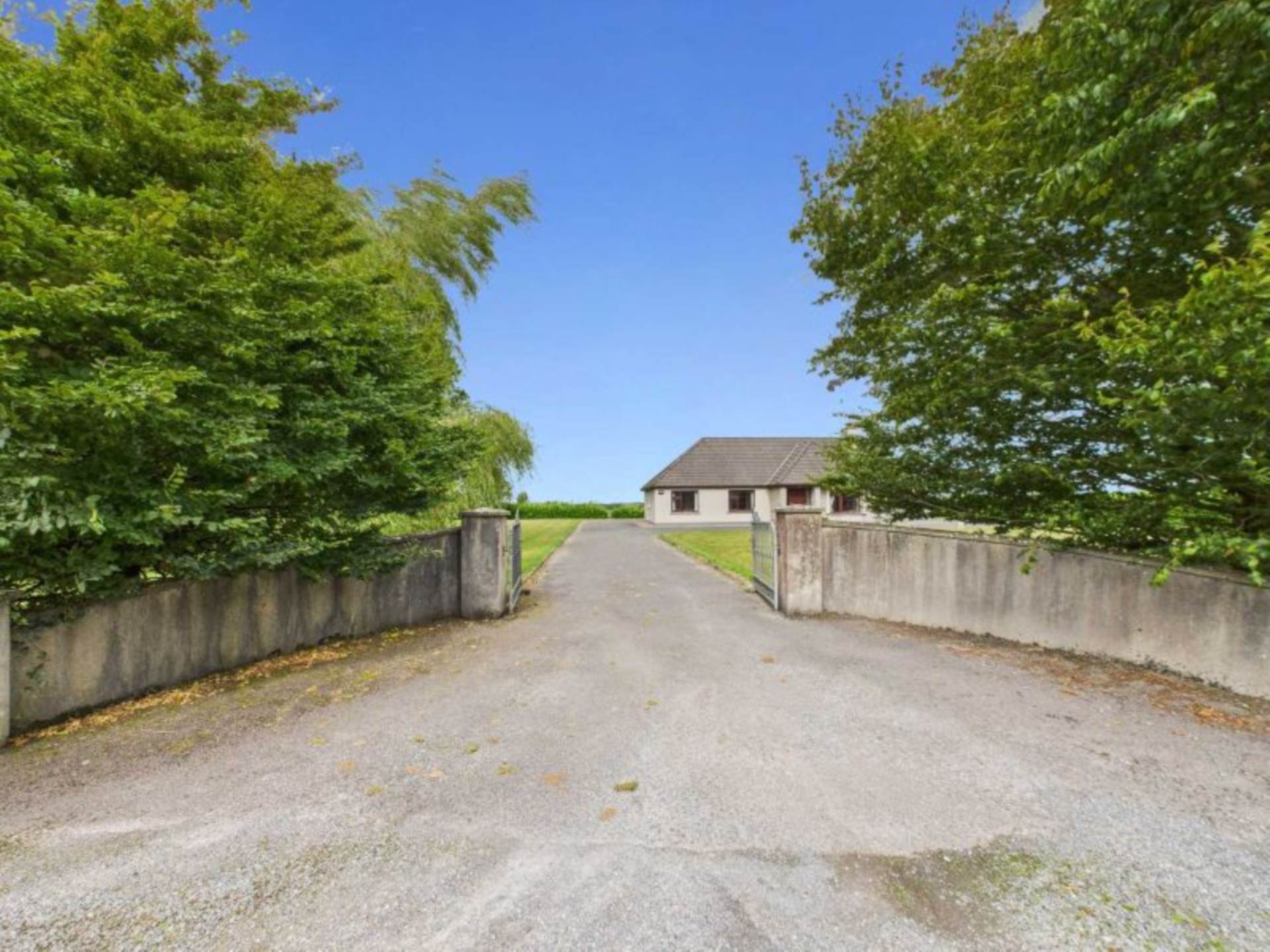 Clon Willow, Ballyedmond, Clonberne, Co. Galway H53 RV06