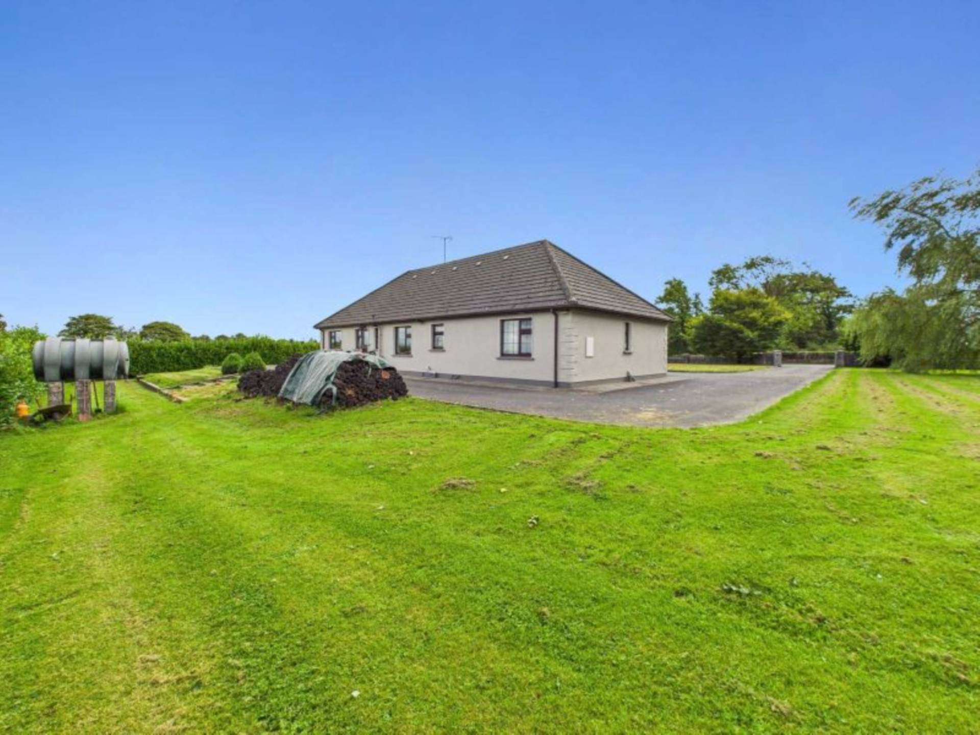 Clon Willow, Ballyedmond, Clonberne, Co. Galway H53 RV06