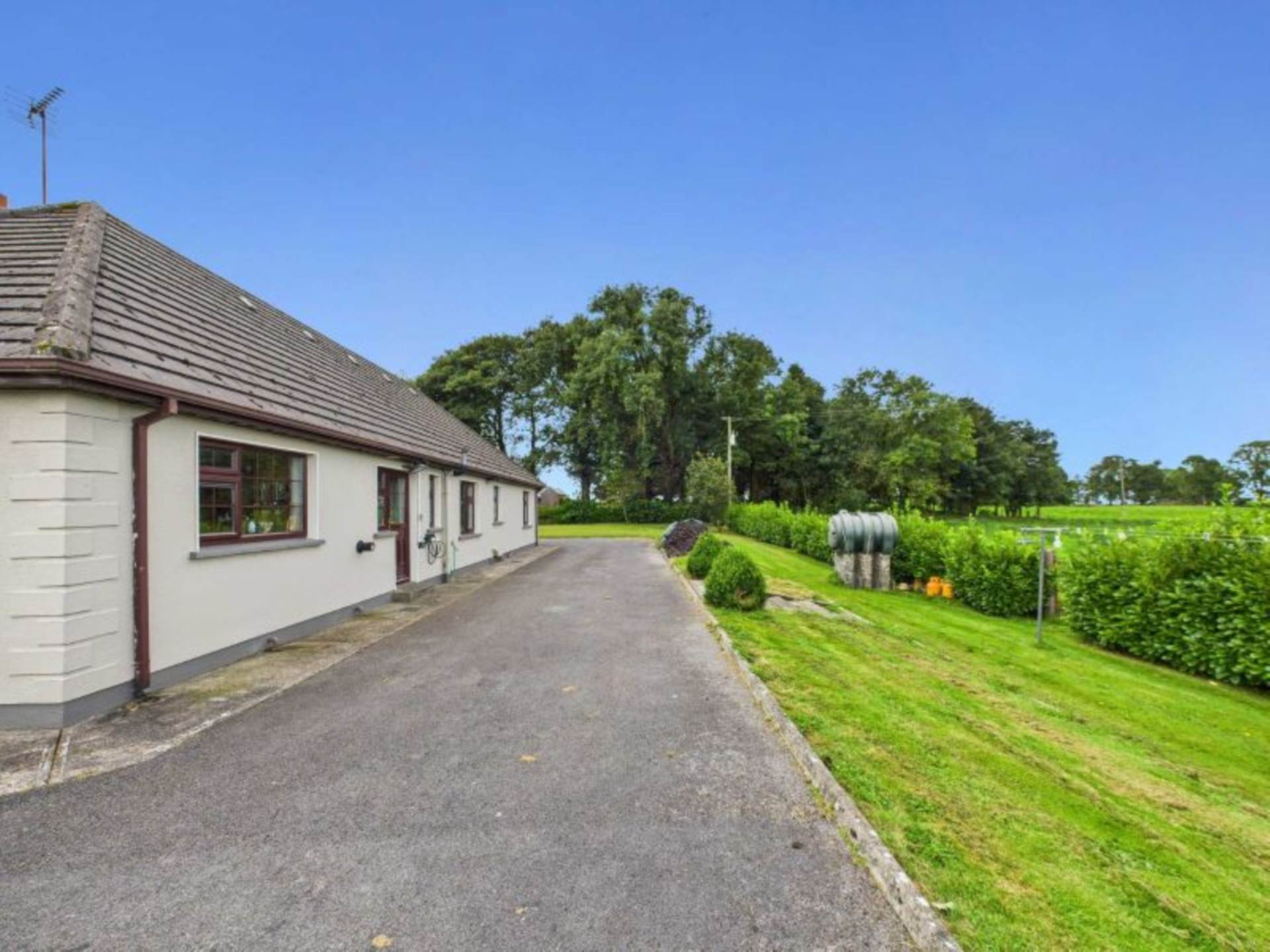 Clon Willow, Ballyedmond, Clonberne, Co. Galway H53 RV06