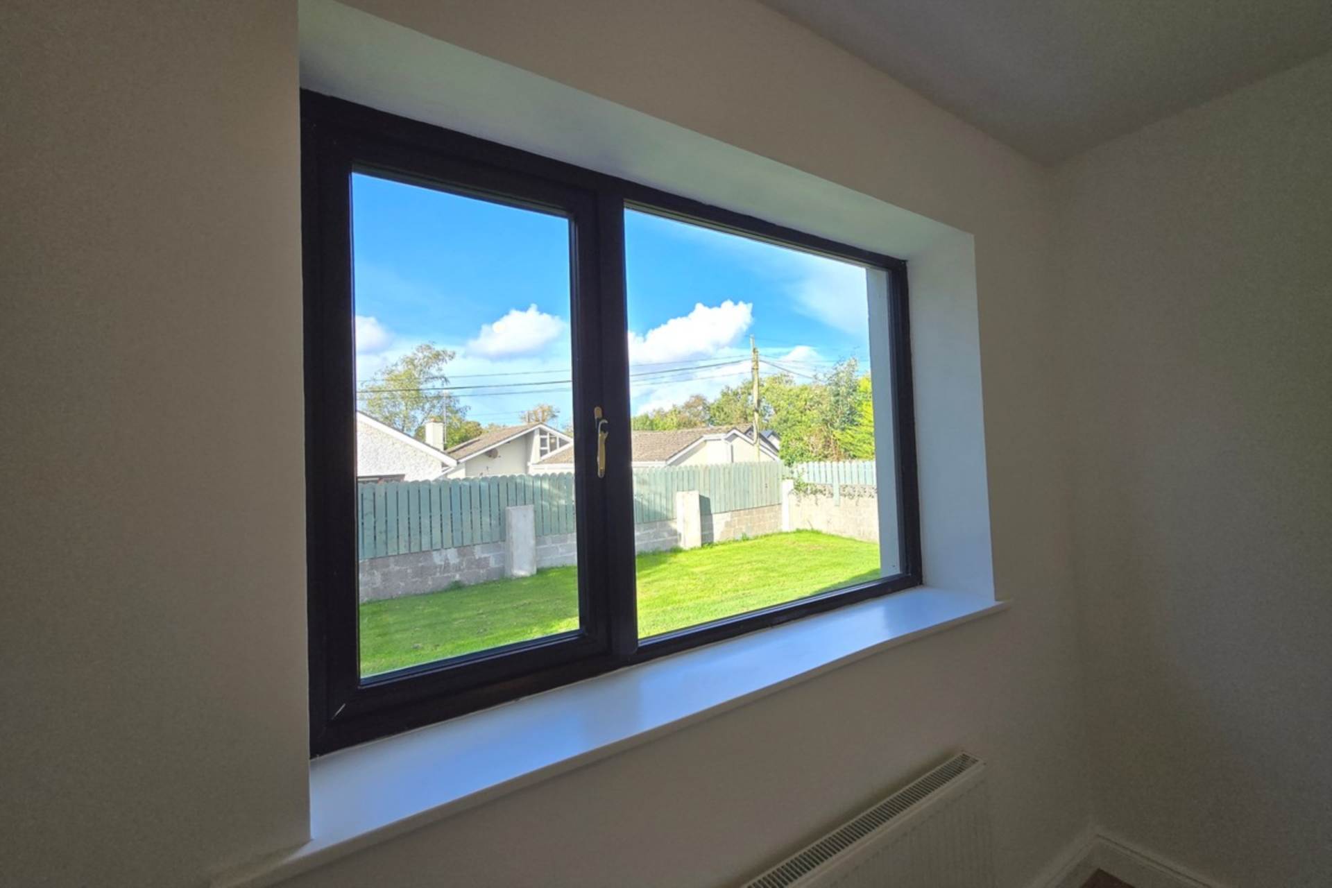 6 Brookvale Ave, Roscommon Town – Refurbished 4-Bed Bungalow 6 Brookvale Ave, Roscommon Town – Refurbished 4-Bed Bungalow