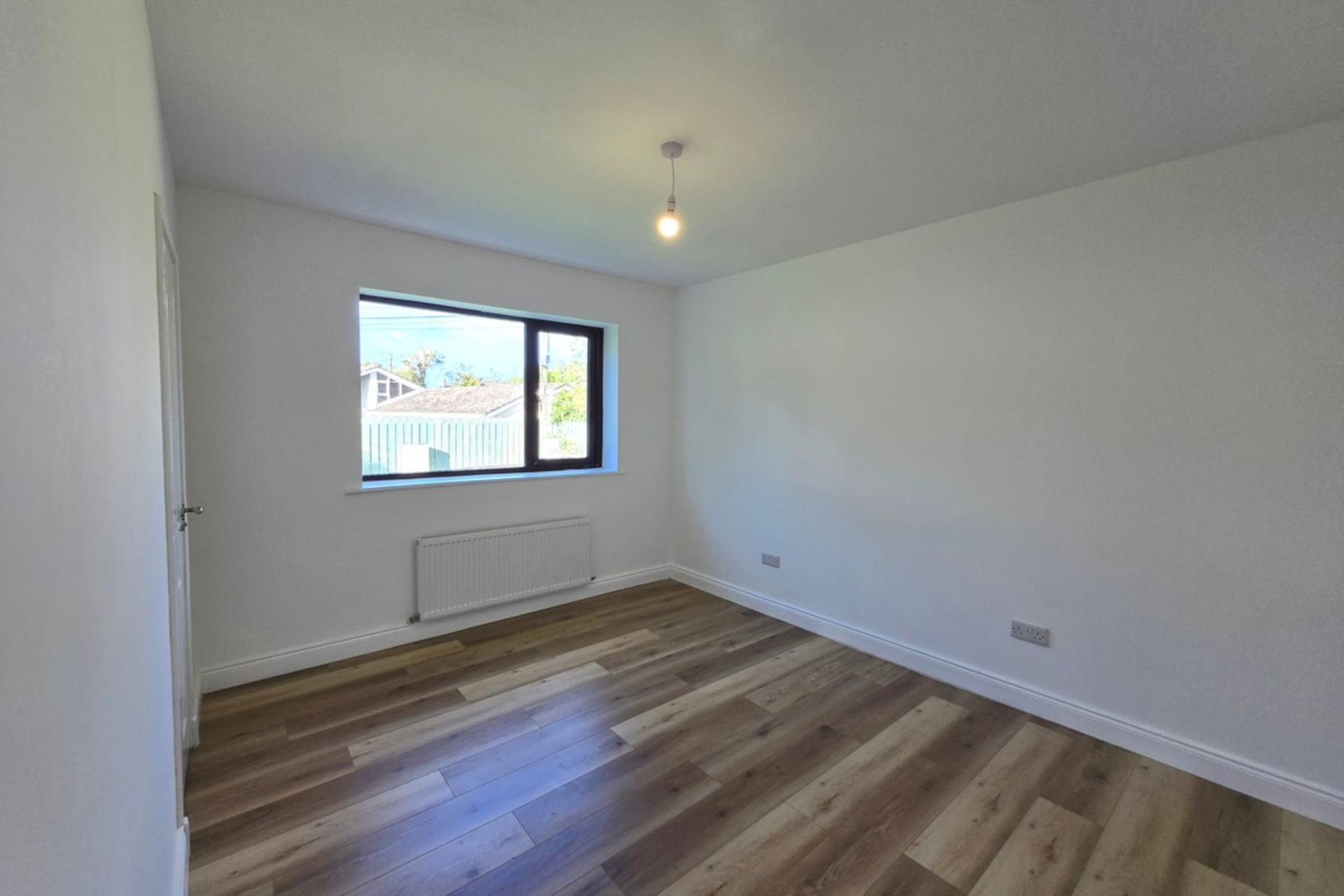 6 Brookvale Ave, Roscommon Town – Refurbished 4-Bed Bungalow 6 Brookvale Ave, Roscommon Town – Refurbished 4-Bed Bungalow