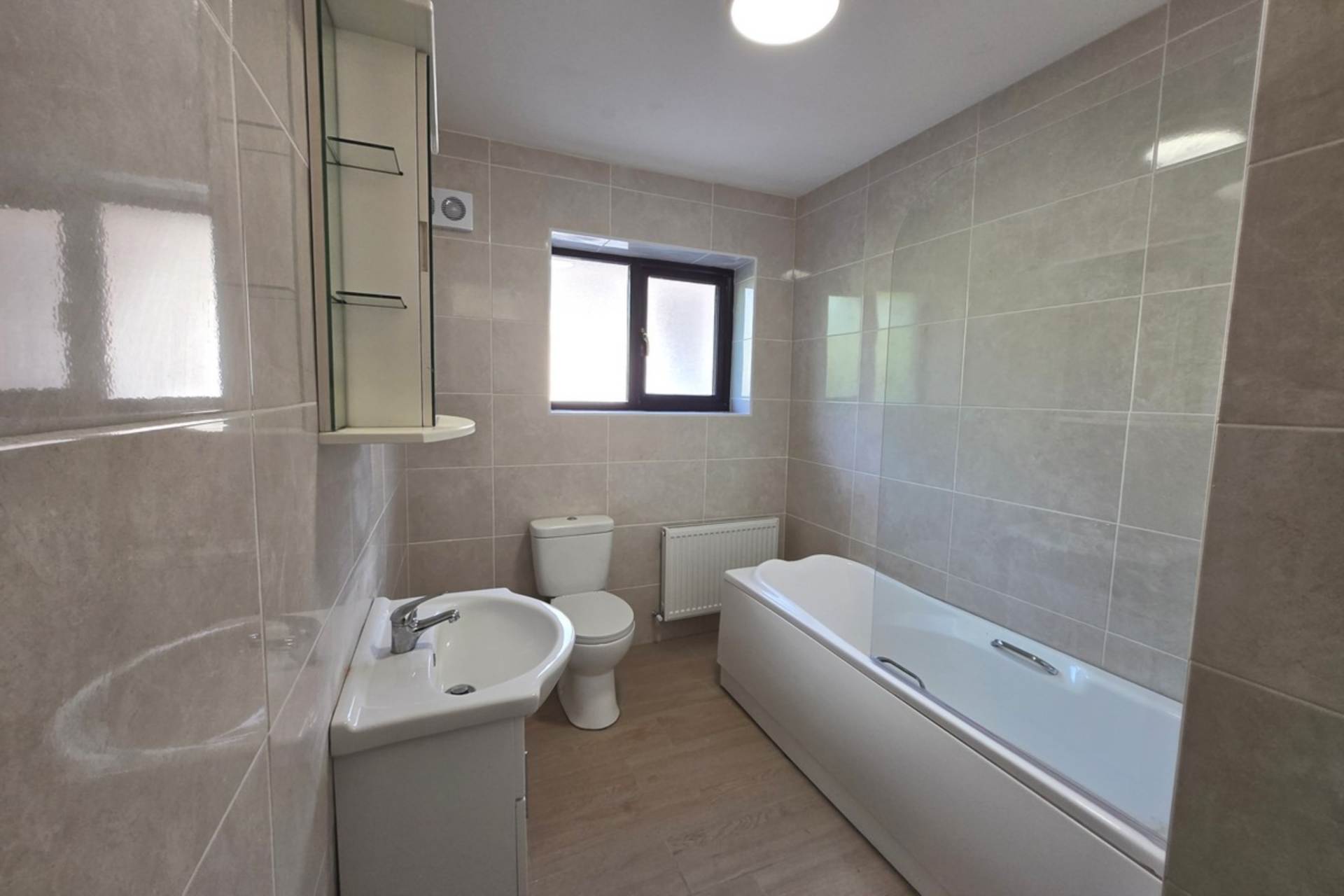 6 Brookvale Ave, Roscommon Town – Refurbished 4-Bed Bungalow 6 Brookvale Ave, Roscommon Town – Refurbished 4-Bed Bungalow