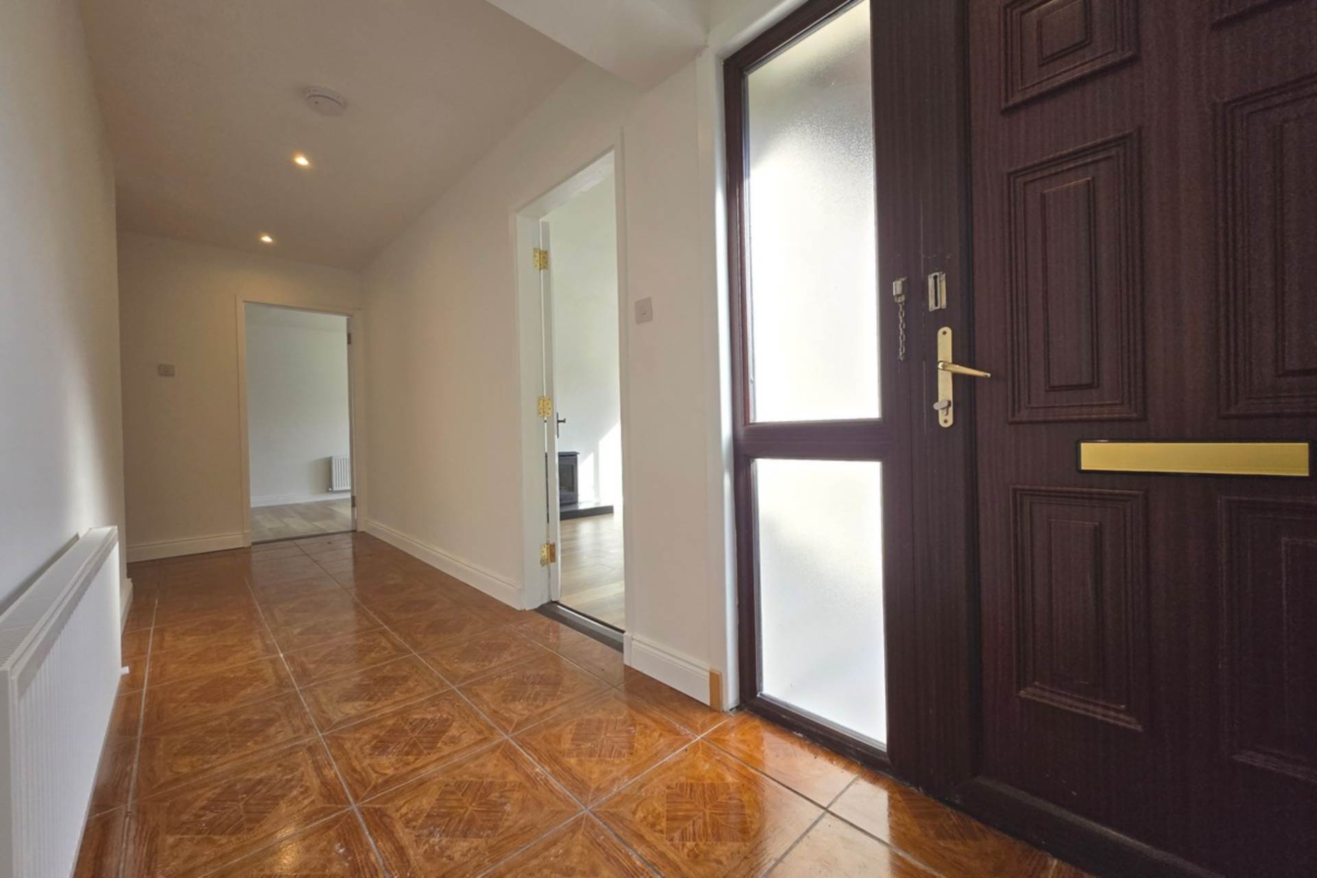 6 Brookvale Ave, Roscommon Town – Refurbished 4-Bed Bungalow 6 Brookvale Ave, Roscommon Town – Refurbished 4-Bed Bungalow