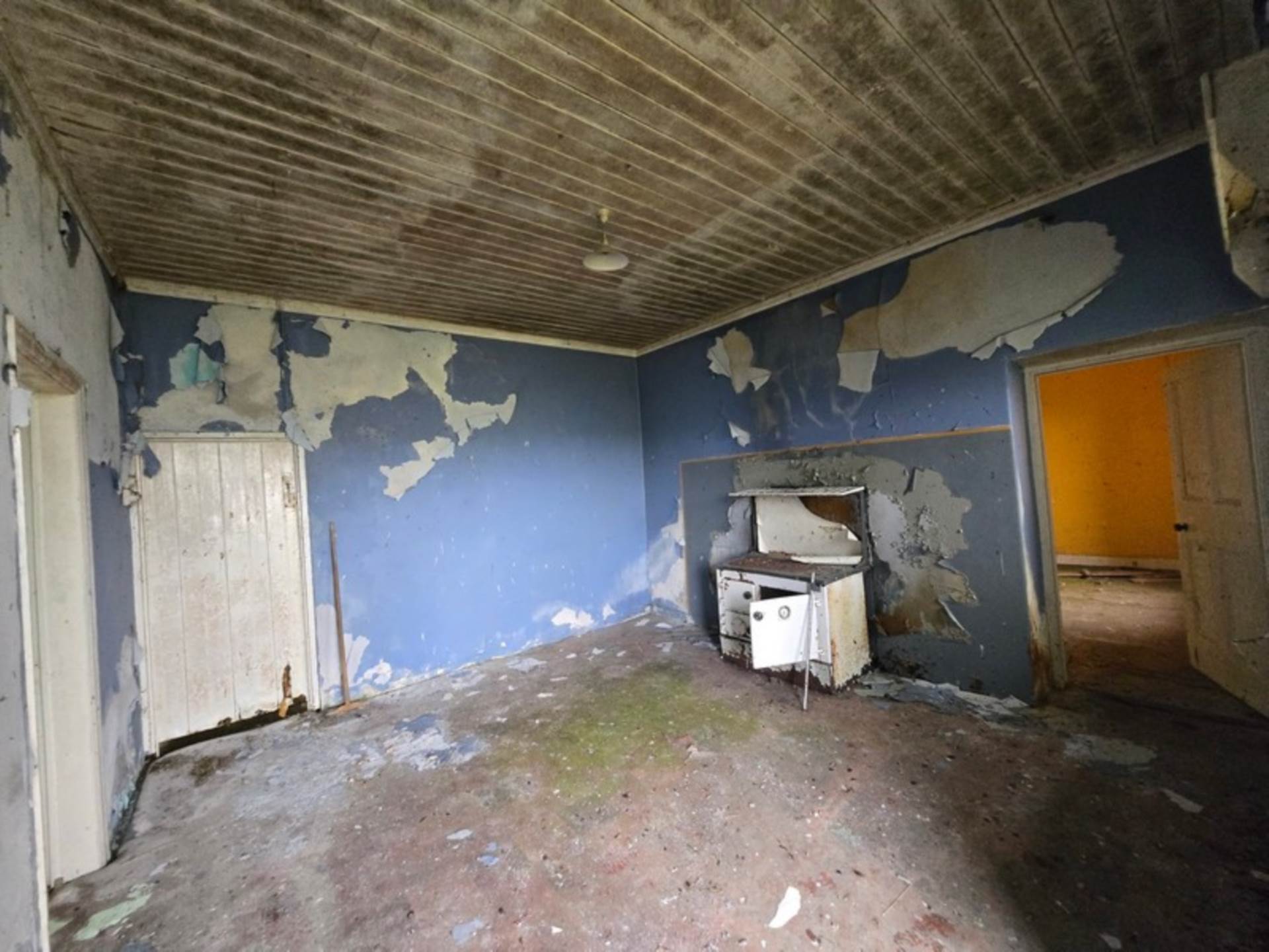 Manor, Tulsk, Co. Roscommon F45 DX39  Manor, Tulsk, Co. Roscommon F45 DX39