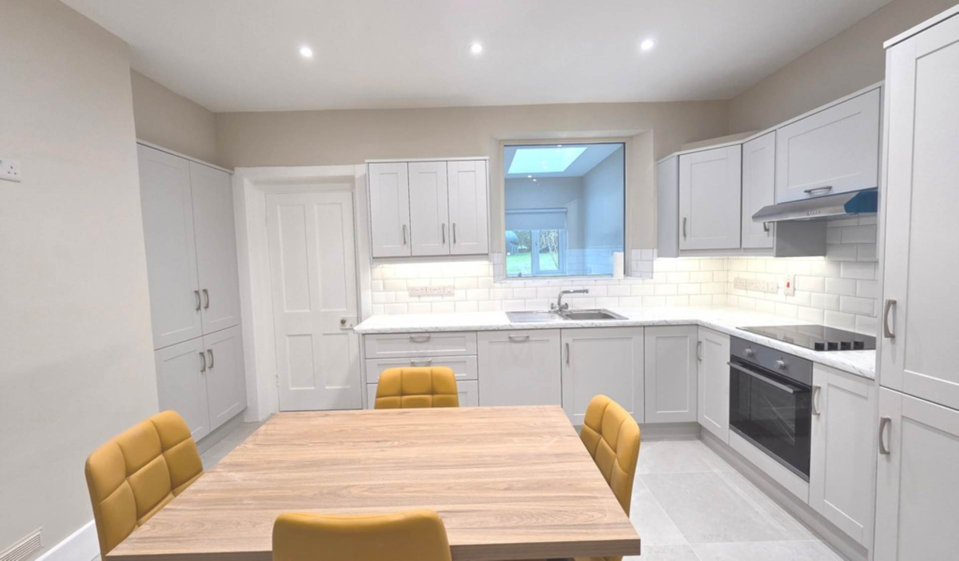 Abbey Street, Roscommon Town F42 AK28