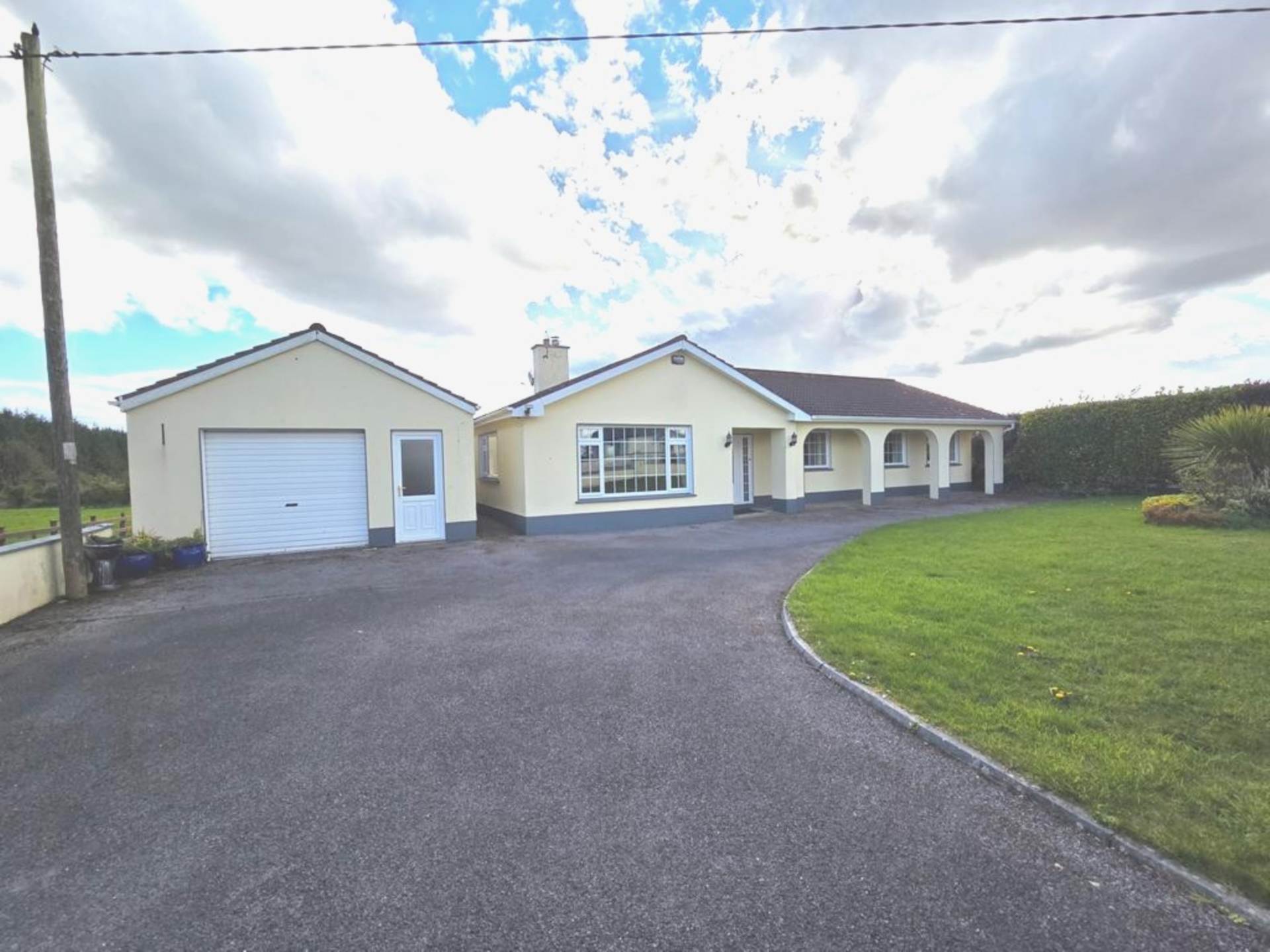 Ballindrimley, Castlerea, Co. Roscommon F45 WP65