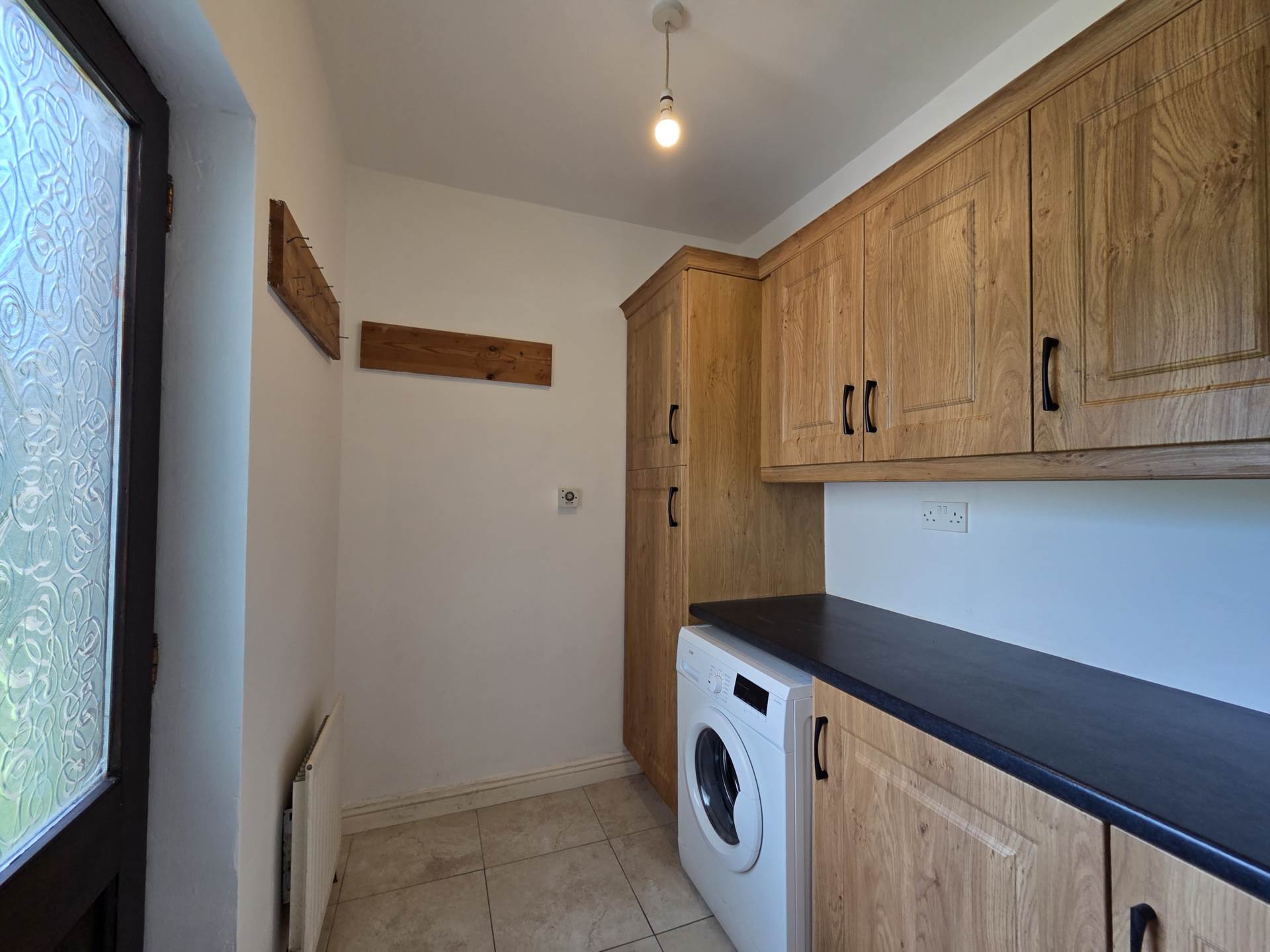 7 Knockroe Court, Castlerea, Co. Roscommon, F45 H562 7 Knockroe Court, Castlerea, Co. Roscommon, F45 H562