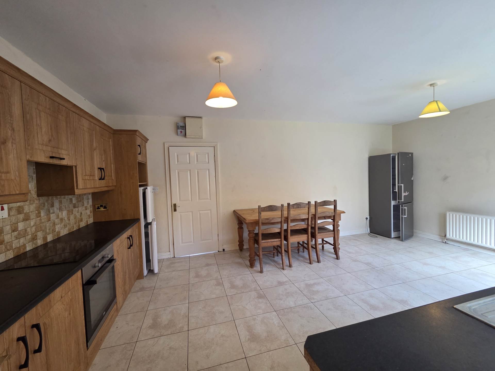 7 Knockroe Court, Castlerea, Co. Roscommon, F45 H562 7 Knockroe Court, Castlerea, Co. Roscommon, F45 H562