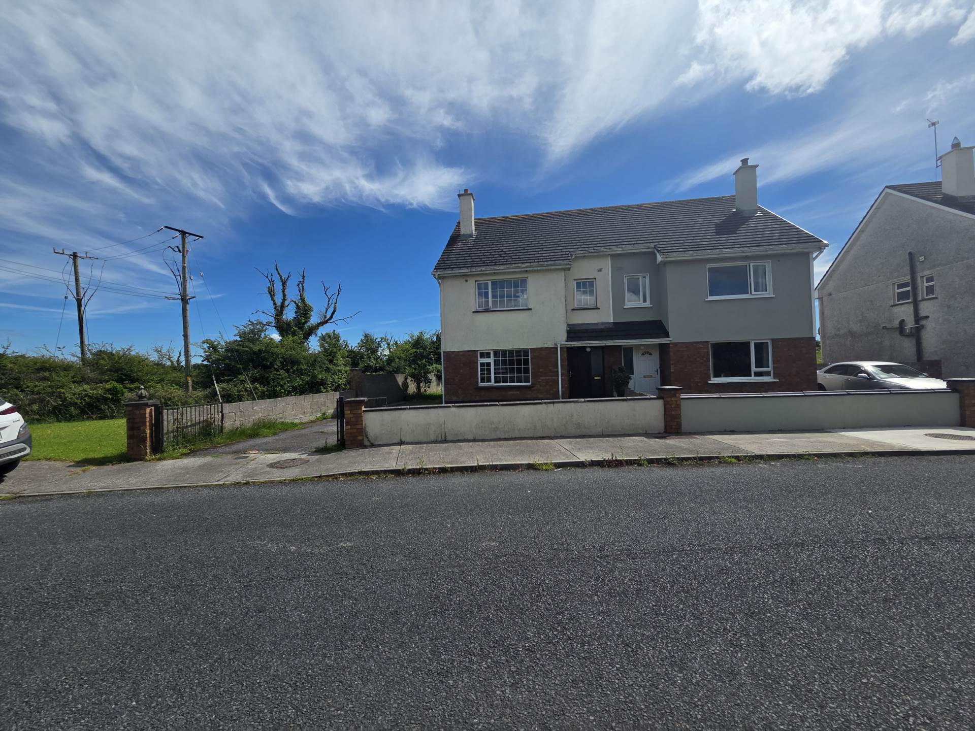 7 Knockroe Court, Castlerea, Co. Roscommon, F45 H562 7 Knockroe Court, Castlerea, Co. Roscommon, F45 H562