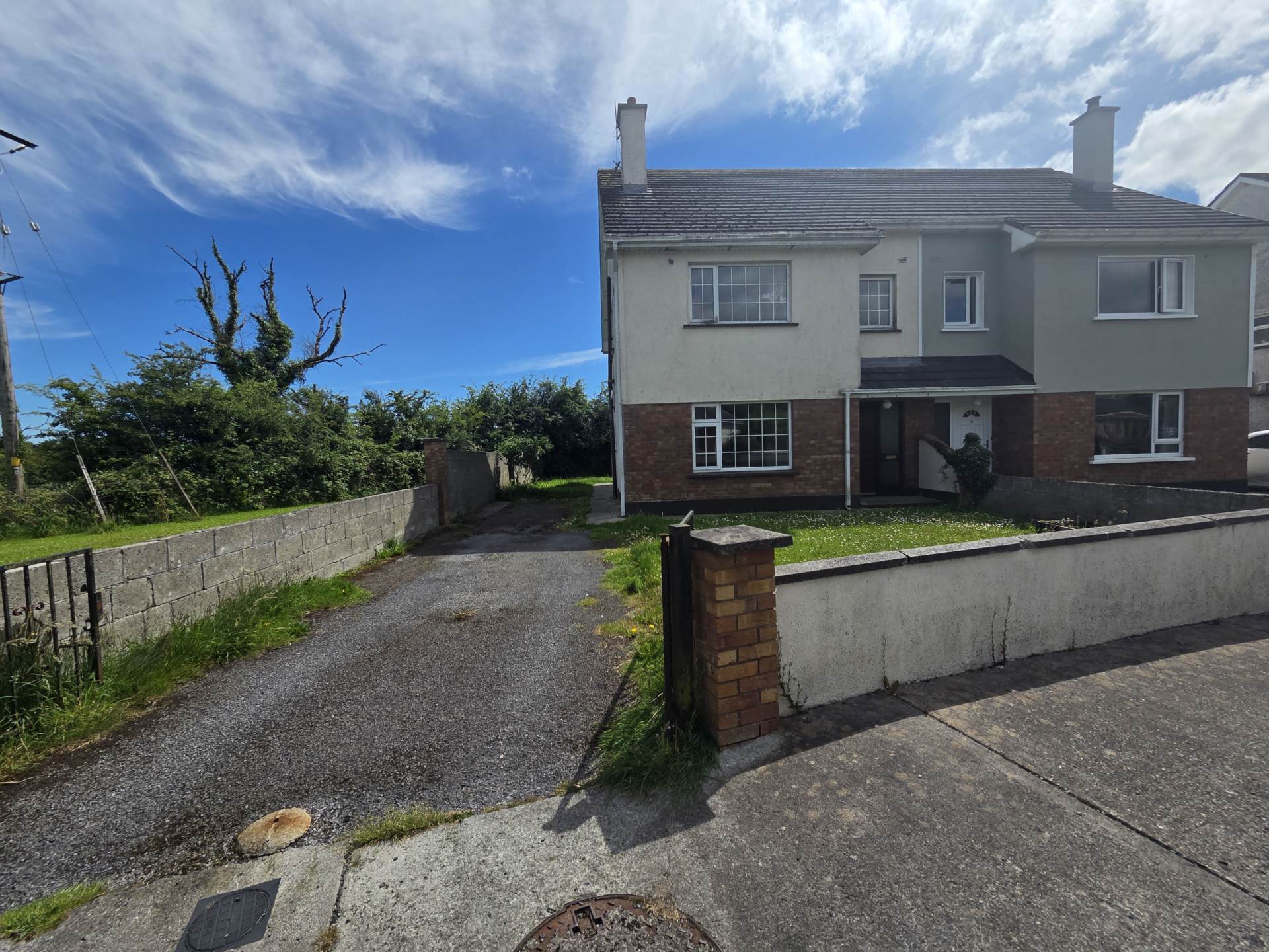 7 Knockroe Court, Castlerea, Co. Roscommon, F45 H562 7 Knockroe Court, Castlerea, Co. Roscommon, F45 H562