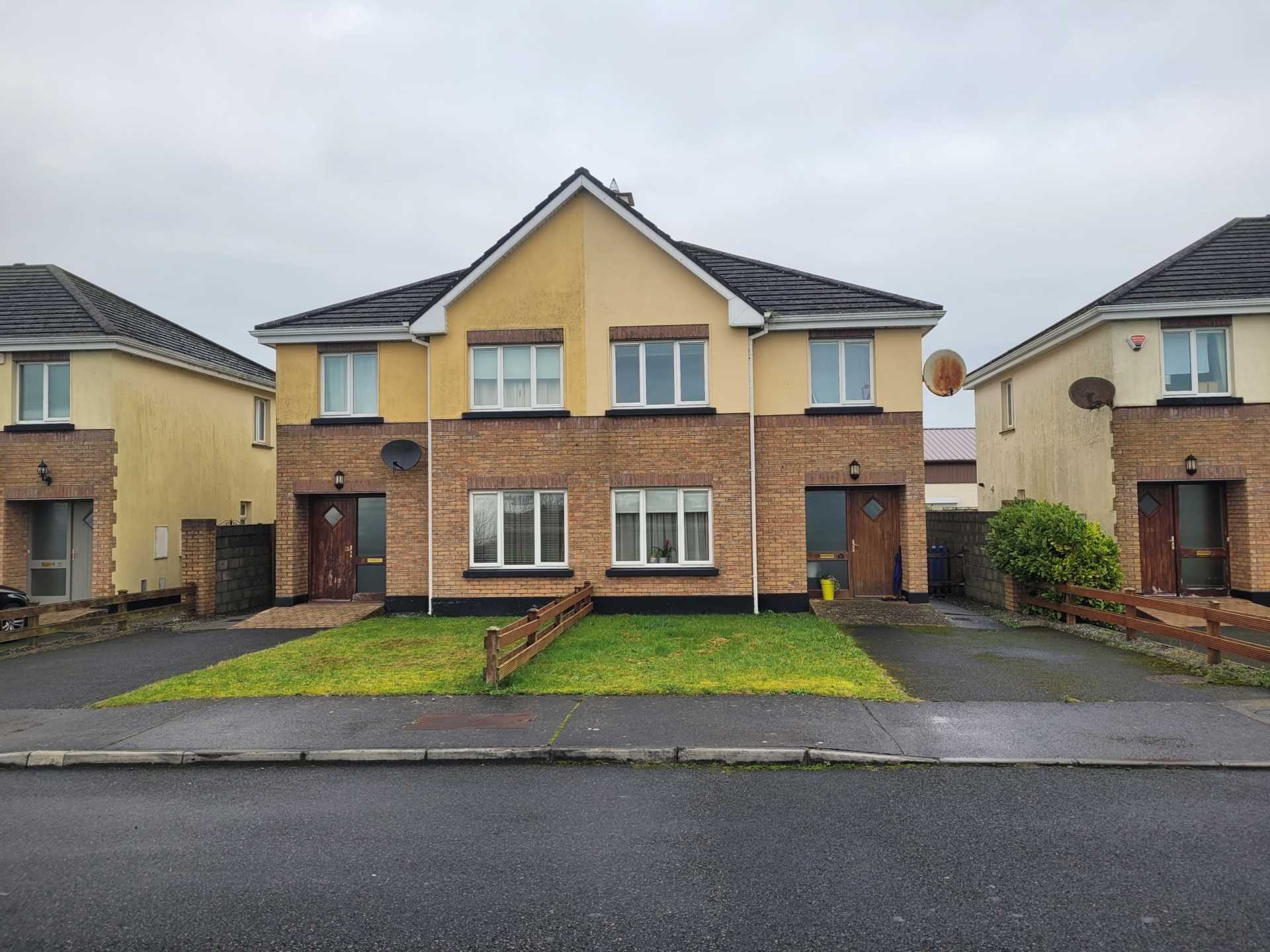 19 Canal Walk, Clonown Road, Athlone, Co. Westmeath N37 RV21  19 Canal Walk, Clonown Road, Athlone, Co. Westmeath N37 RV21