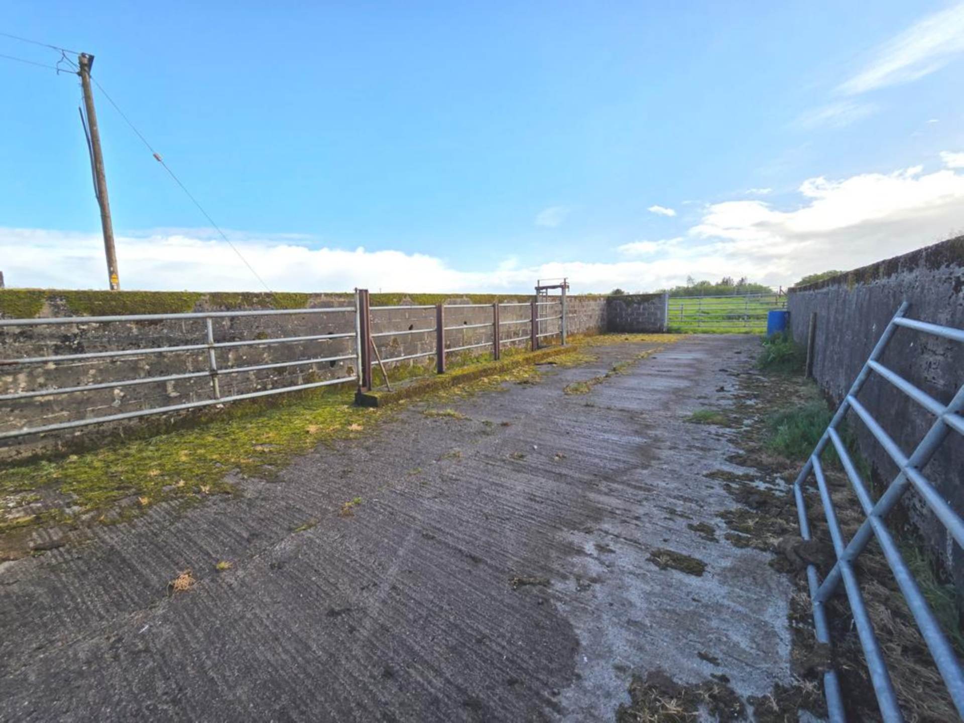 Carrowntober East, Kilkerrin, Co. Galway Carrowntober East, Kilkerrin, Co. Galway