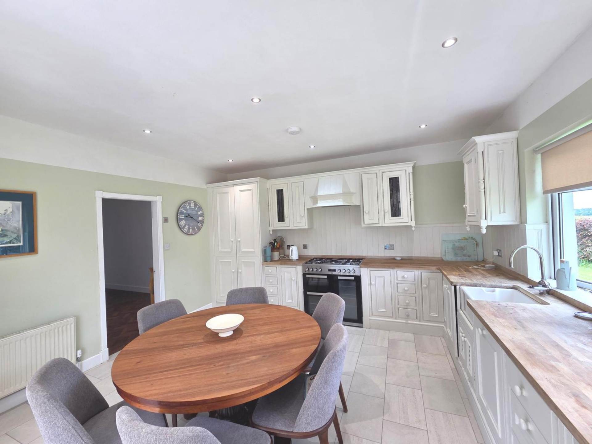 River View, Chapel Road, Castlecoote, Co. Roscommon F42 NC43 River View, Chapel Road, Castlecoote, Co. Roscommon F42 NC43