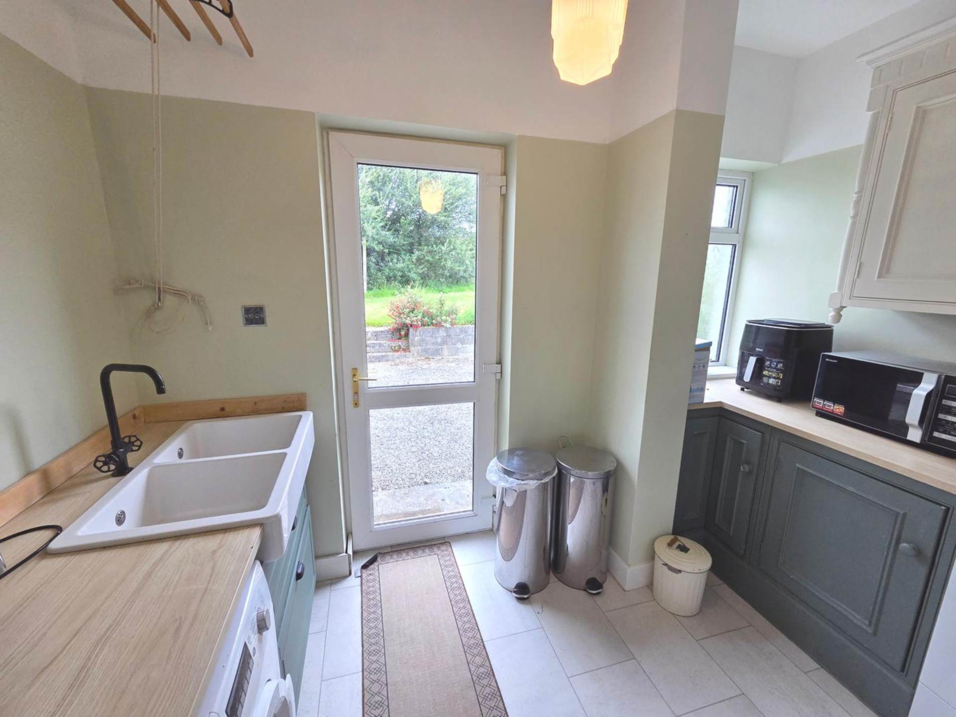 River View, Chapel Road, Castlecoote, Co. Roscommon F42 NC43 River View, Chapel Road, Castlecoote, Co. Roscommon F42 NC43