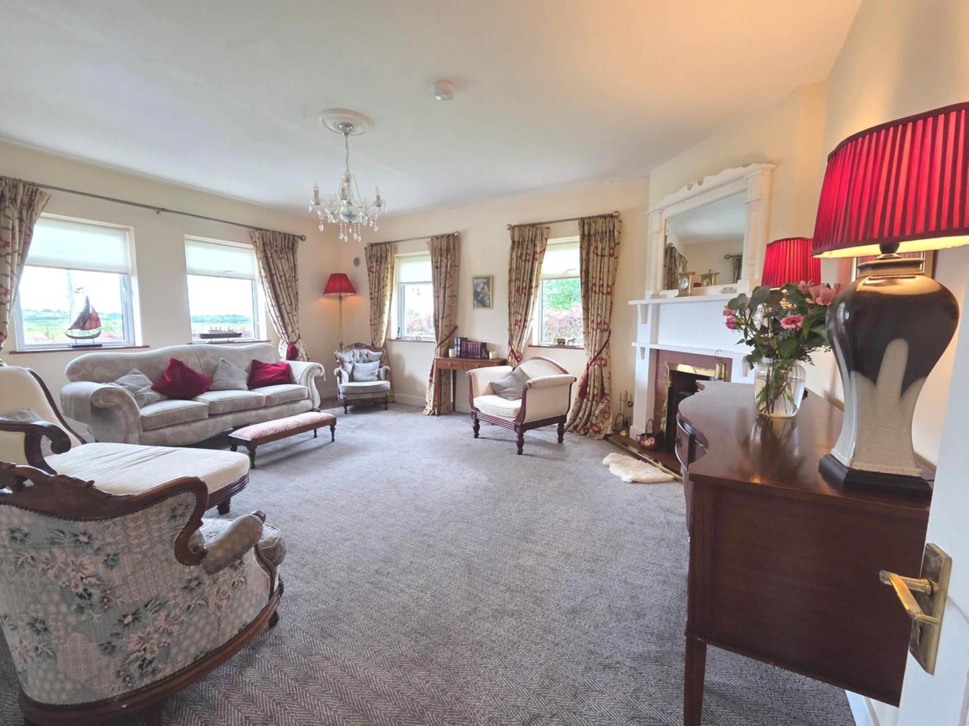 River View, Chapel Road, Castlecoote, Co. Roscommon F42 NC43 River View, Chapel Road, Castlecoote, Co. Roscommon F42 NC43