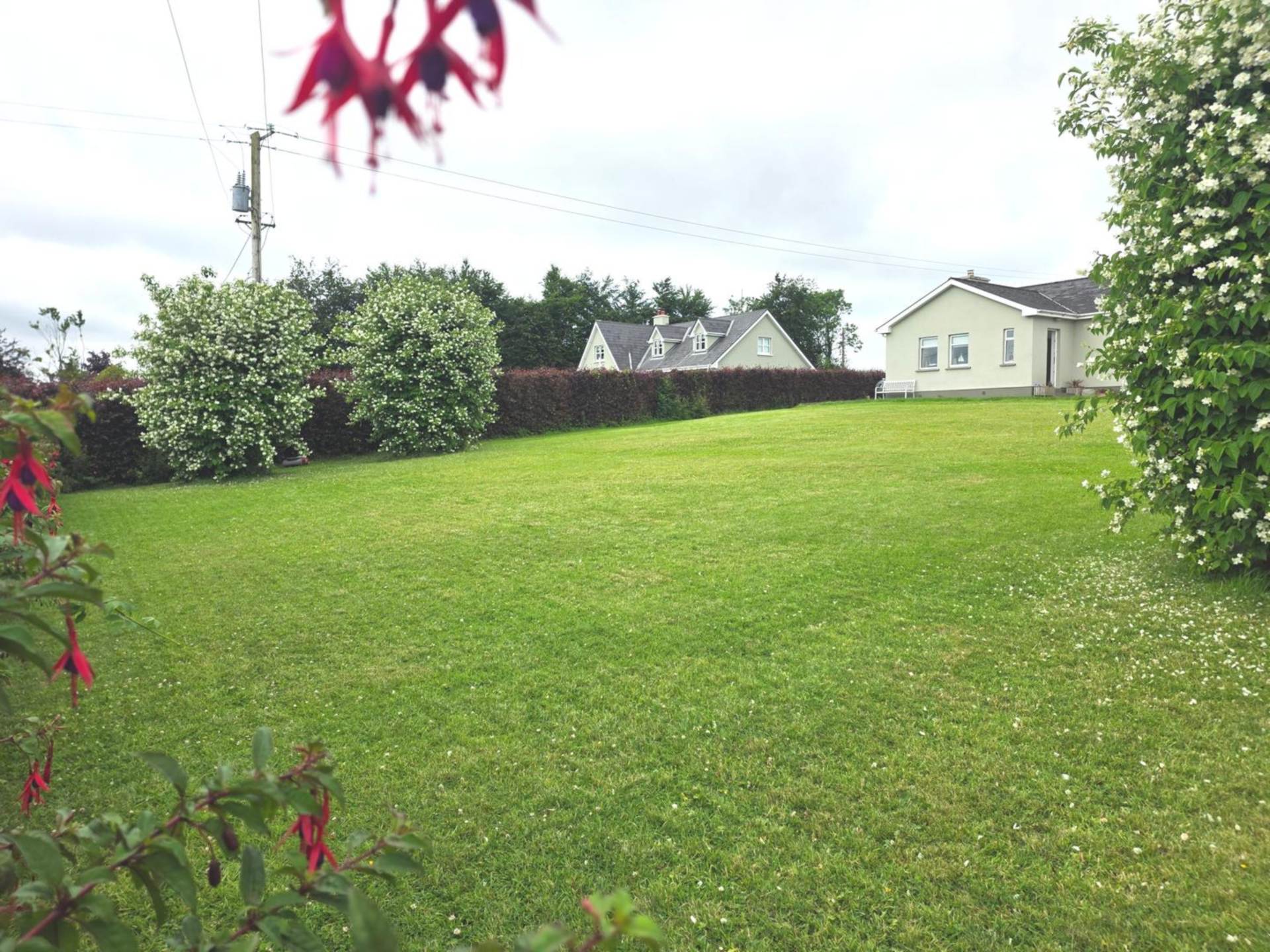 River View, Chapel Road, Castlecoote, Co. Roscommon F42 NC43 River View, Chapel Road, Castlecoote, Co. Roscommon F42 NC43