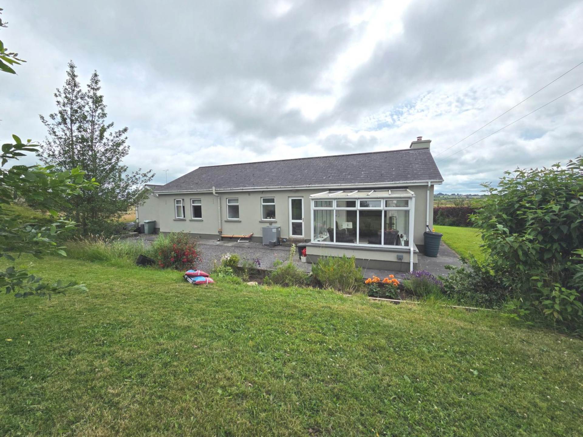 River View, Chapel Road, Castlecoote, Co. Roscommon F42 NC43 River View, Chapel Road, Castlecoote, Co. Roscommon F42 NC43