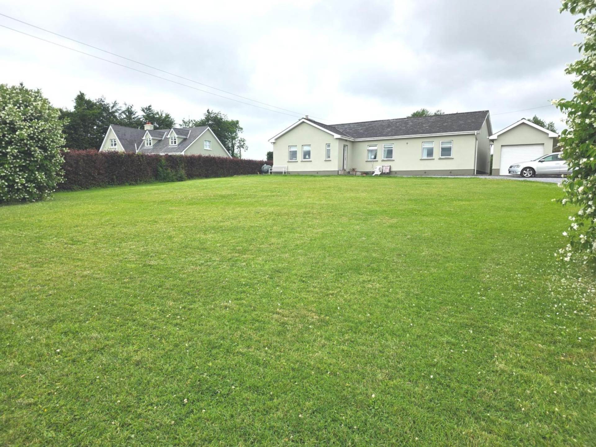 River View, Chapel Road, Castlecoote, Co. Roscommon F42 NC43 River View, Chapel Road, Castlecoote, Co. Roscommon F42 NC43