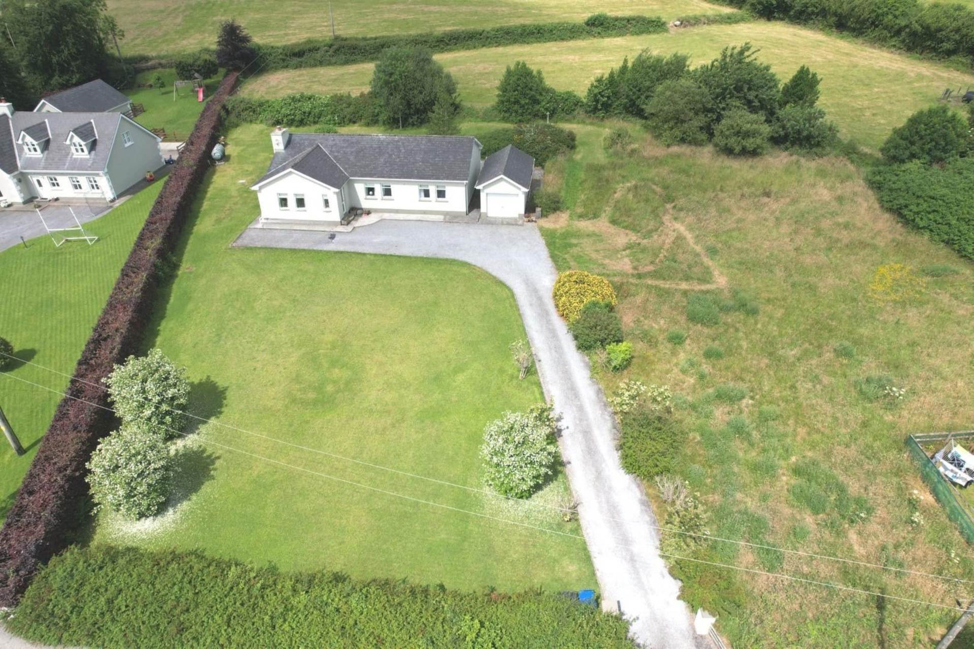 River View, Chapel Road, Castlecoote, Co. Roscommon F42 NC43 River View, Chapel Road, Castlecoote, Co. Roscommon F42 NC43