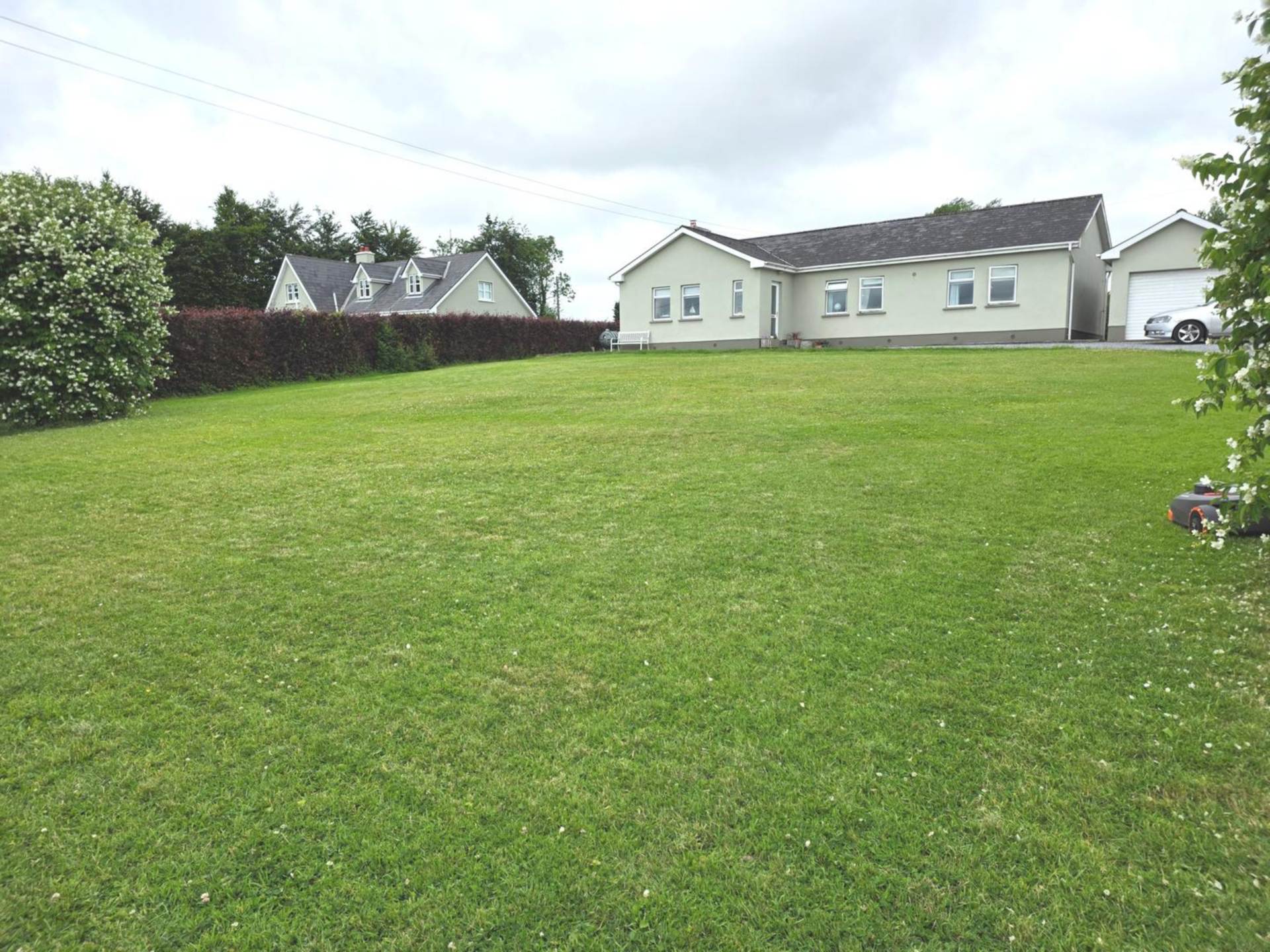 River View, Chapel Road, Castlecoote, Co. Roscommon F42 NC43 River View, Chapel Road, Castlecoote, Co. Roscommon F42 NC43