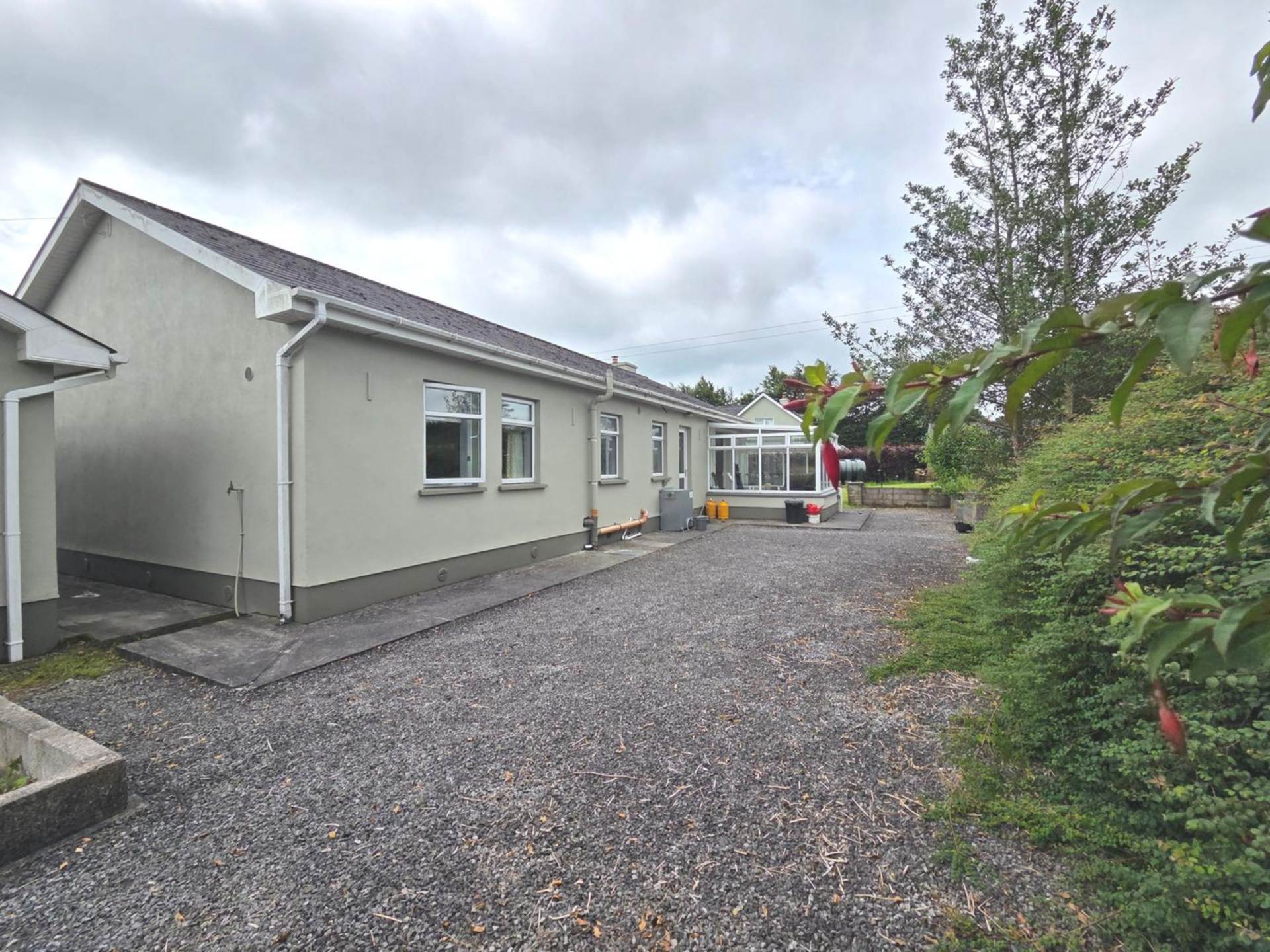 River View, Chapel Road, Castlecoote, Co. Roscommon F42 NC43 River View, Chapel Road, Castlecoote, Co. Roscommon F42 NC43