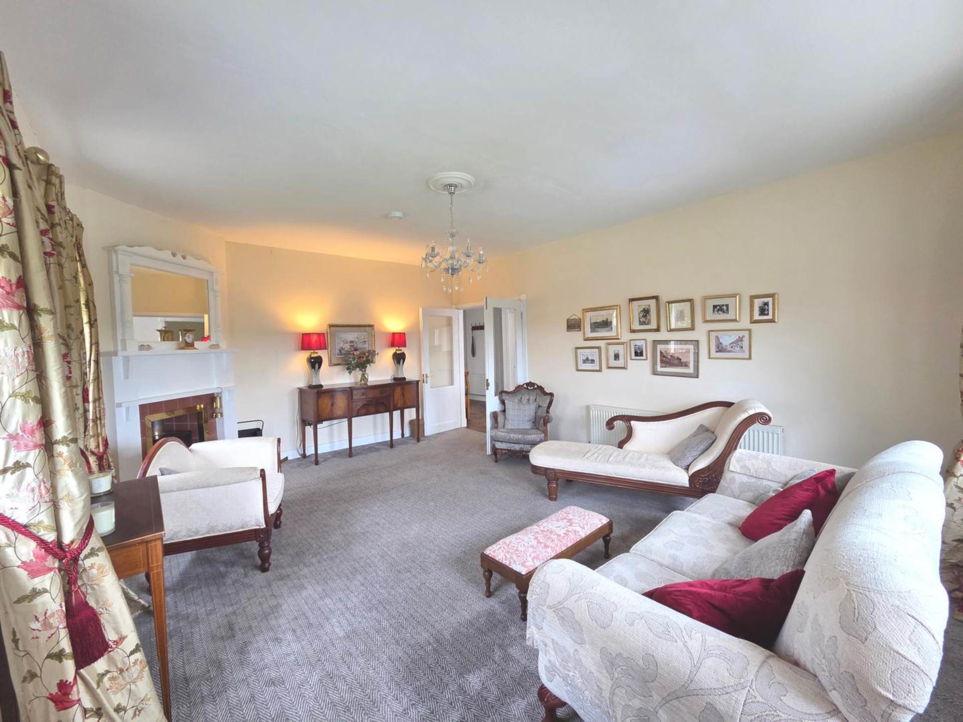 River View, Chapel Road, Castlecoote, Co. Roscommon F42 NC43 River View, Chapel Road, Castlecoote, Co. Roscommon F42 NC43