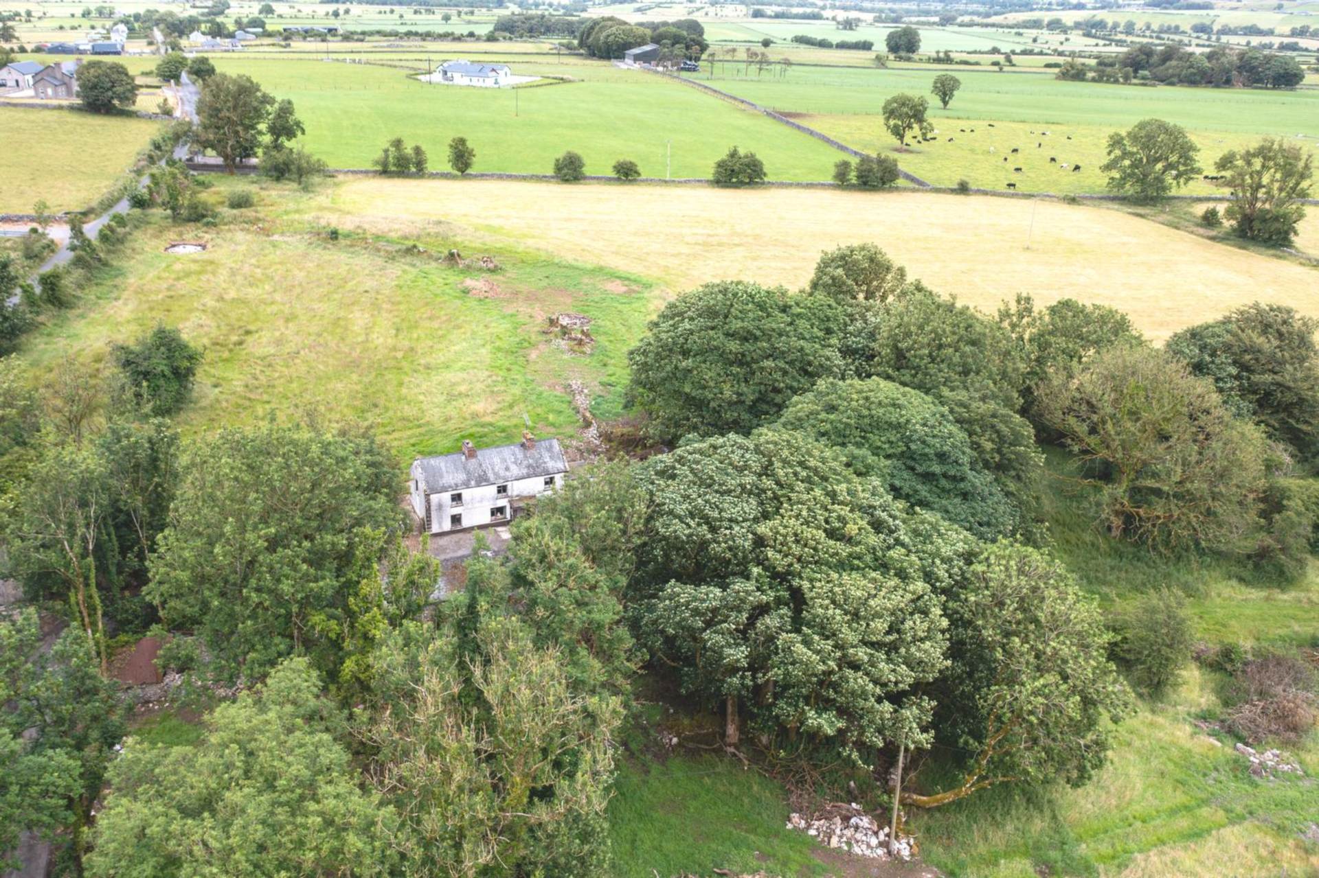 Doyle`s Crossing, Carrowmoney, Four Roads, Co. Roscommon F42 F251 Doyle`s Crossing, Carrowmoney, Four Roads, Co. Roscommon F42 F251
