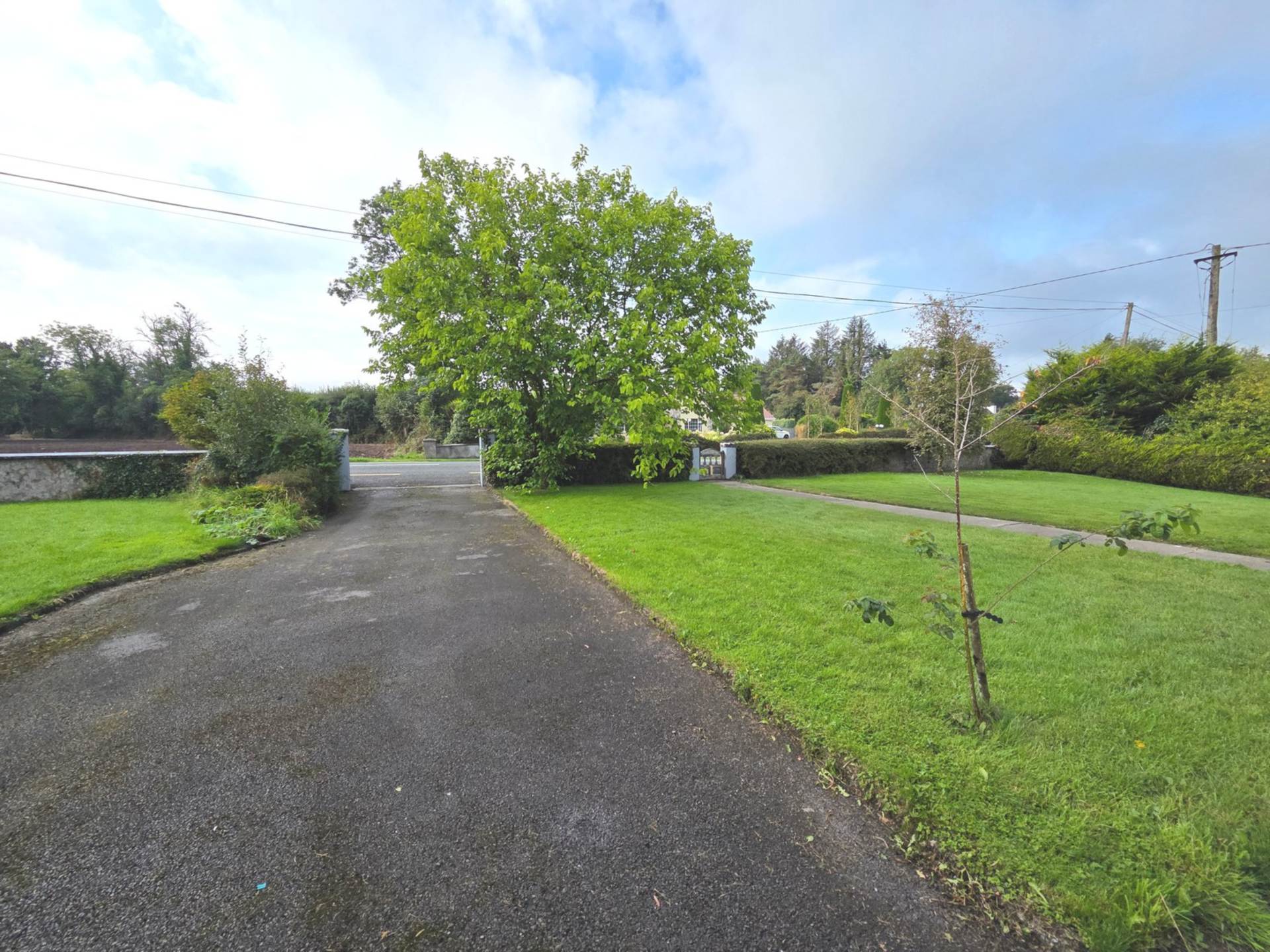 Ballyhard, Glenamaddy, Co. Galway F45 H049 Ballyhard, Glenamaddy, Co. Galway F45 H049