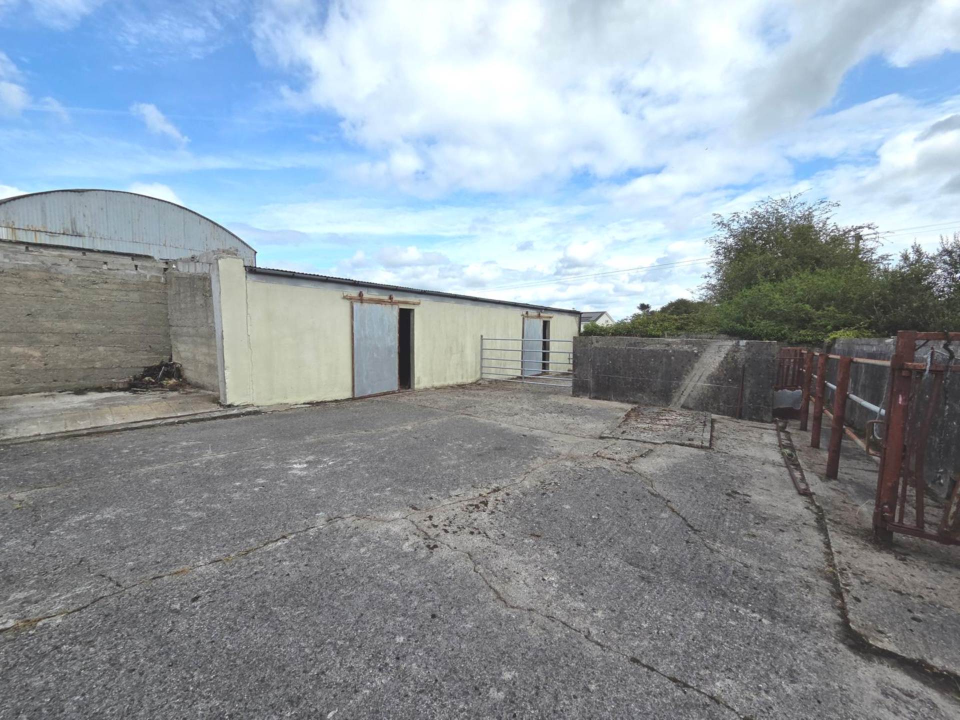 Old Church Road, Williamstown, Co. Galway F45 VH70 Old Church Road, Williamstown, Co. Galway F45 VH70