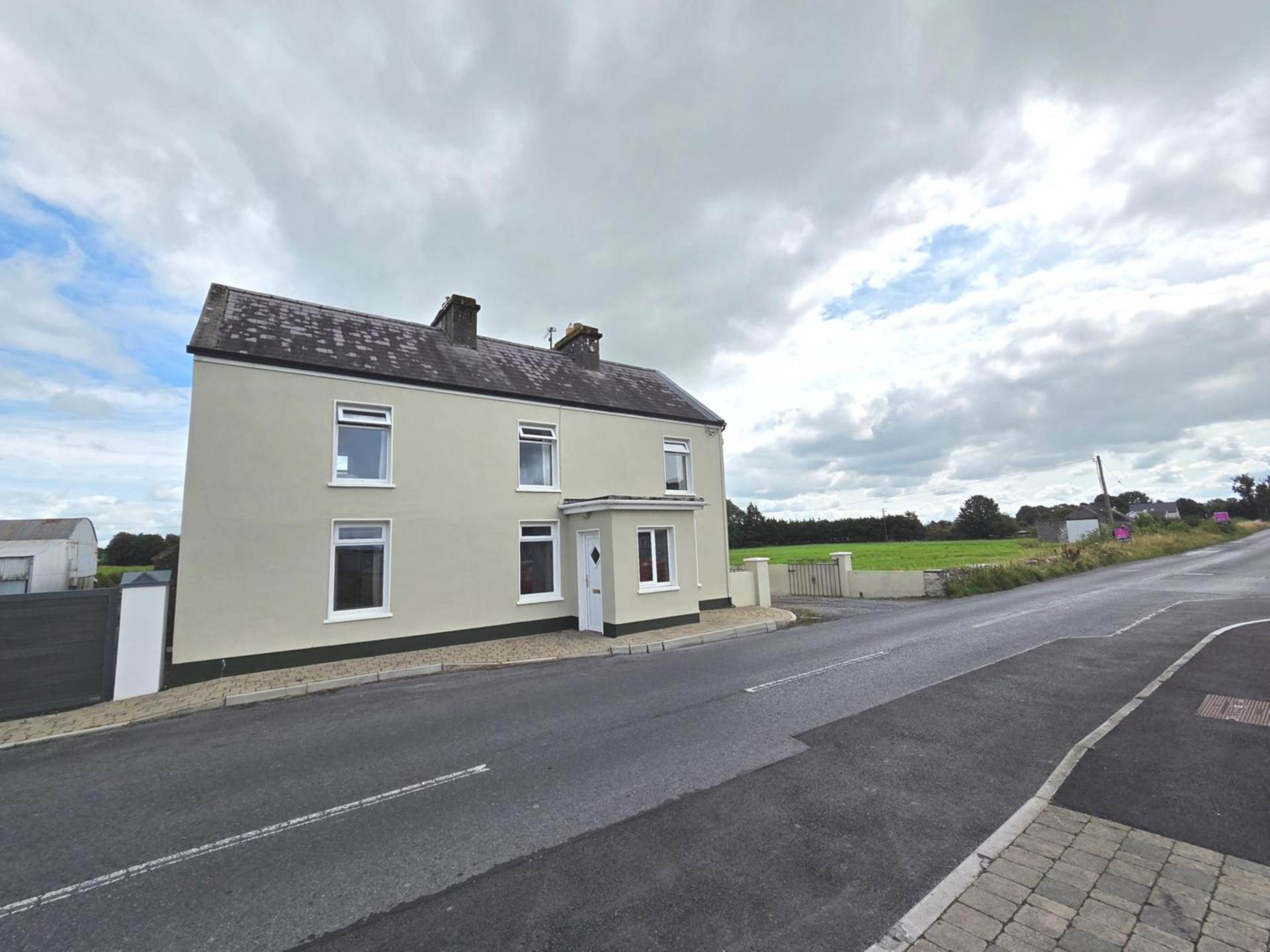 Old Church Road, Williamstown, Co. Galway F45 VH70 Old Church Road, Williamstown, Co. Galway F45 VH70