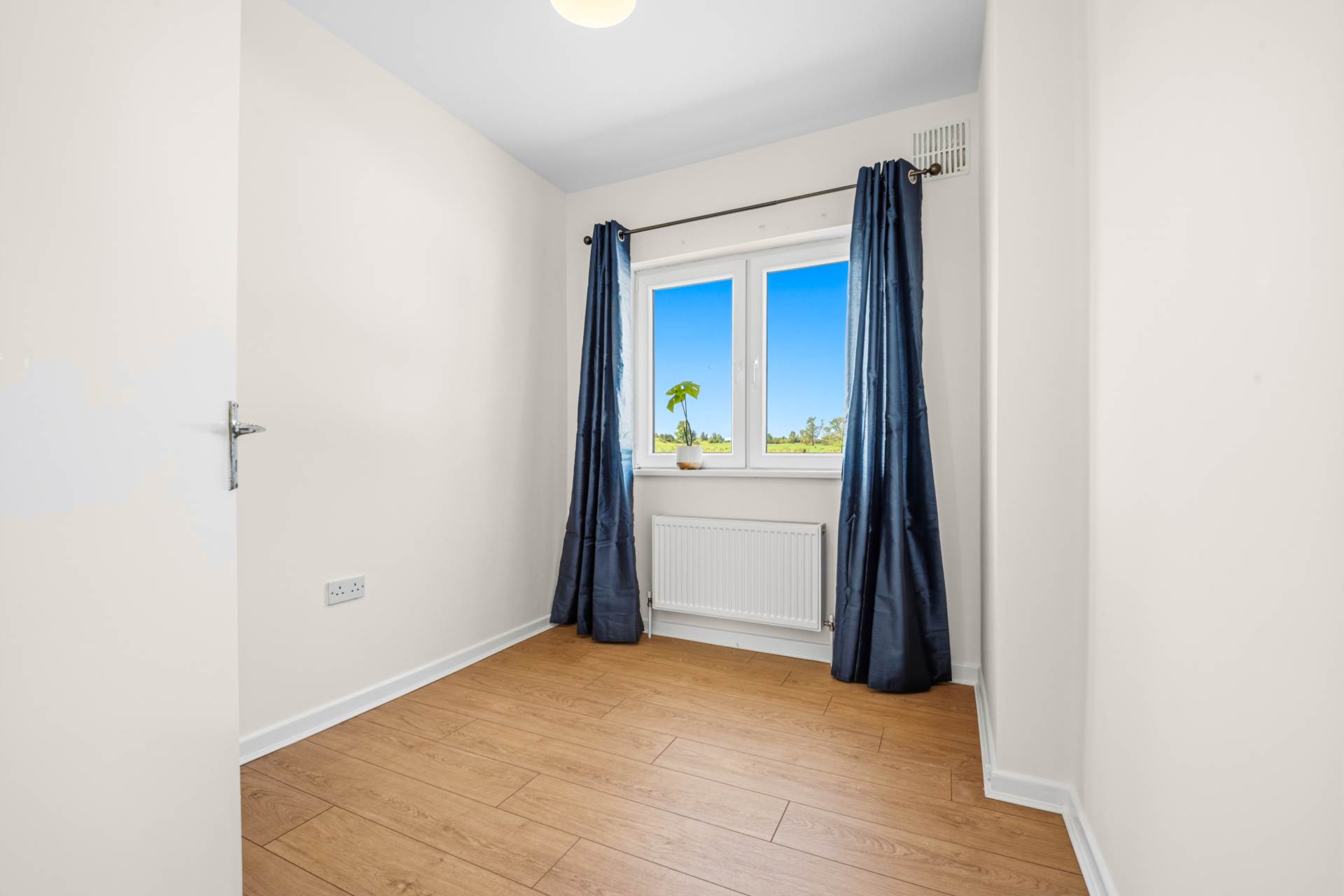 BRIERFORT, WILLIAMSTOWN, CO. GALWAY, F45 R588 BRIERFORT, WILLIAMSTOWN, CO. GALWAY, F45 R588