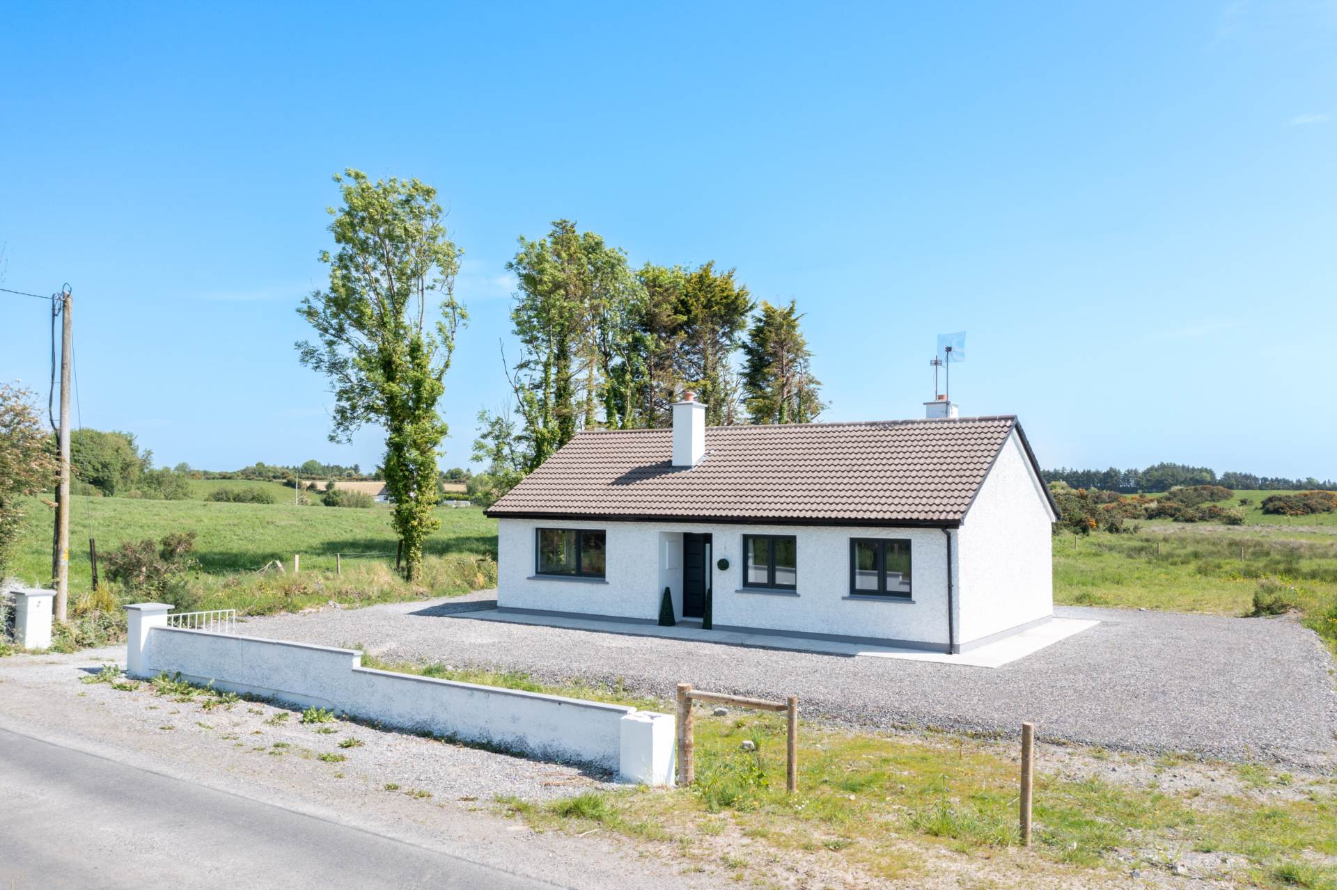 BRIERFORT, WILLIAMSTOWN, CO. GALWAY, F45 R588 BRIERFORT, WILLIAMSTOWN, CO. GALWAY, F45 R588