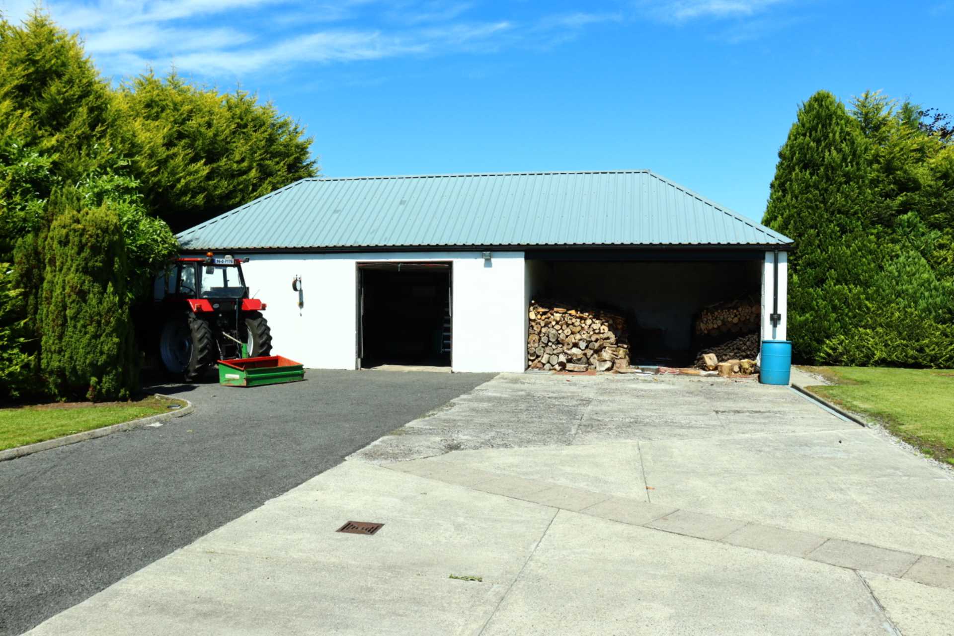 Raphael, Clover Hill, Ballaghaderreen, Co. Roscommon F45 DK25