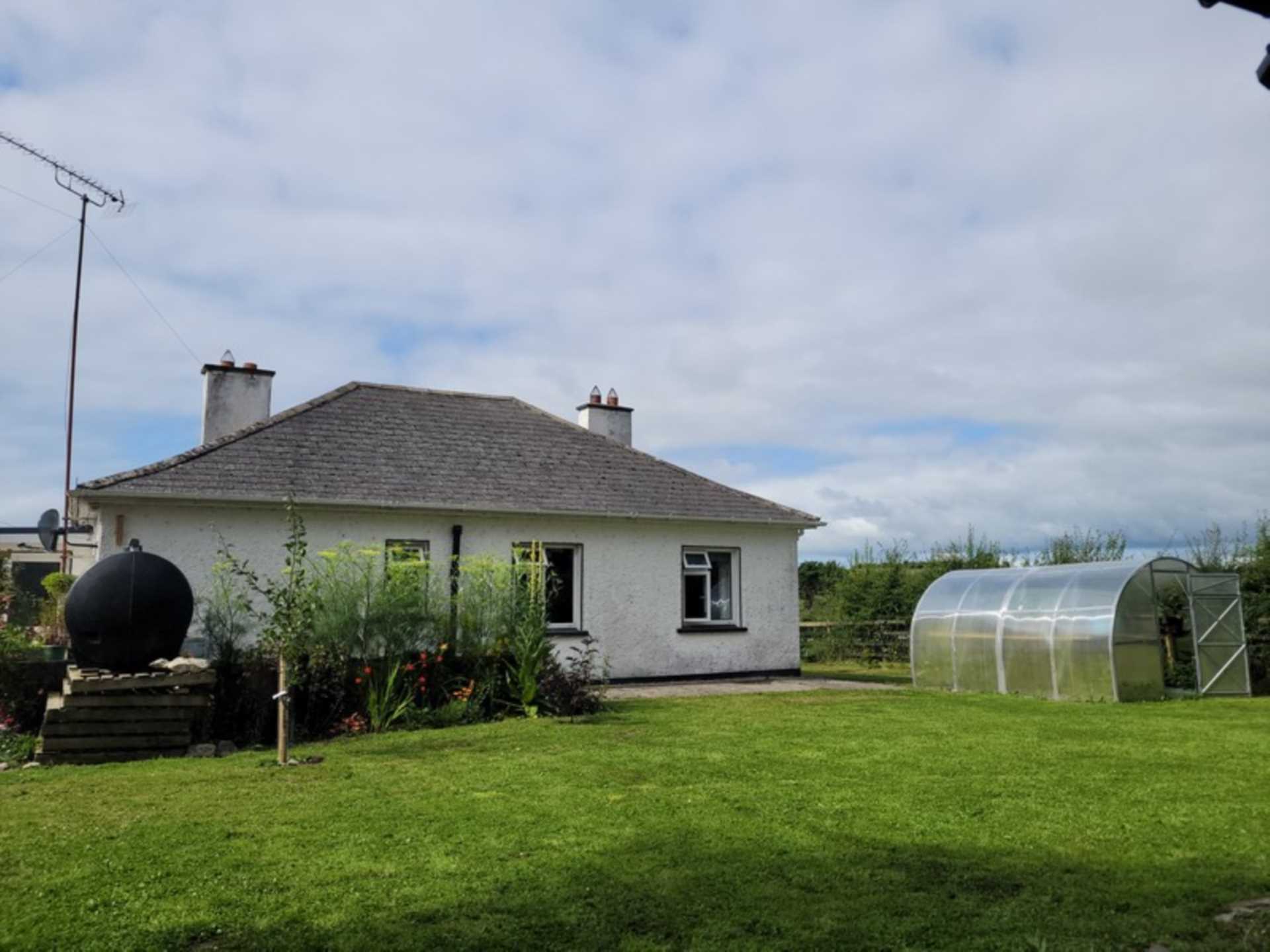 Manor, Tulsk, Co. Roscommon F45 P089  Manor, Tulsk, Co. Roscommon F45 P089
