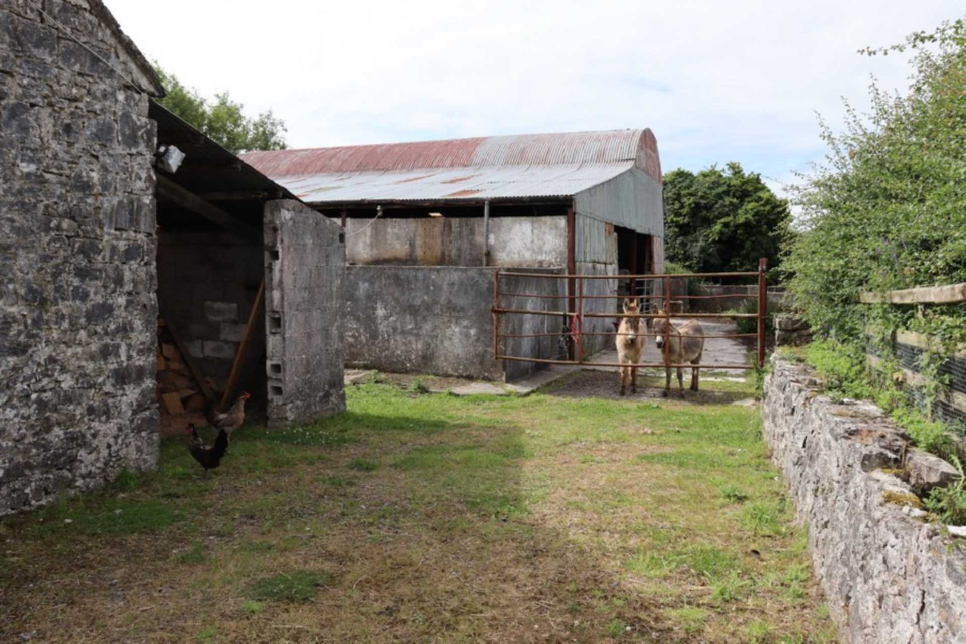 Manor, Tulsk, Co. Roscommon F45 P089  Manor, Tulsk, Co. Roscommon F45 P089
