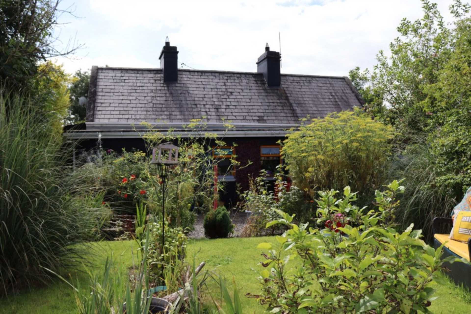 `Aslan`, Cloonkeen (Waldron), Kilkerrin, Co. Galway H53 YF72  `Aslan`, Cloonkeen (Waldron), Kilkerrin, Co. Galway H53 YF72